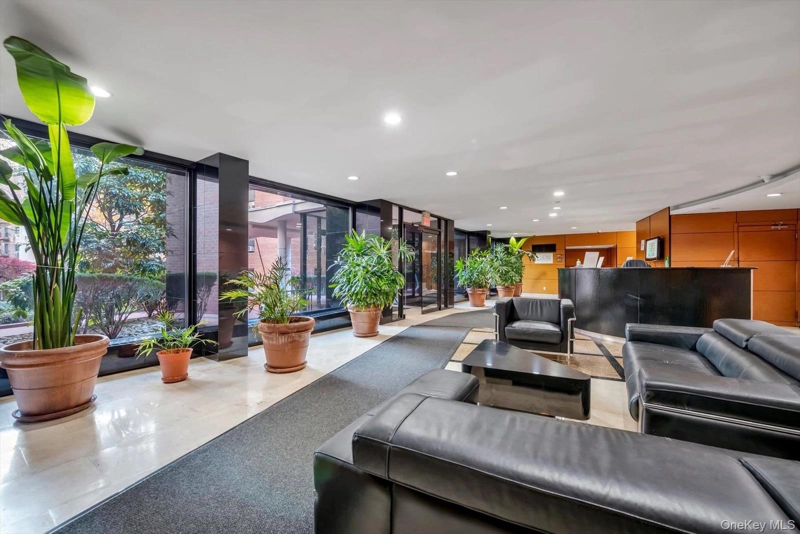 139-15 83 Avenue # 409, Briarwood, NY 11435