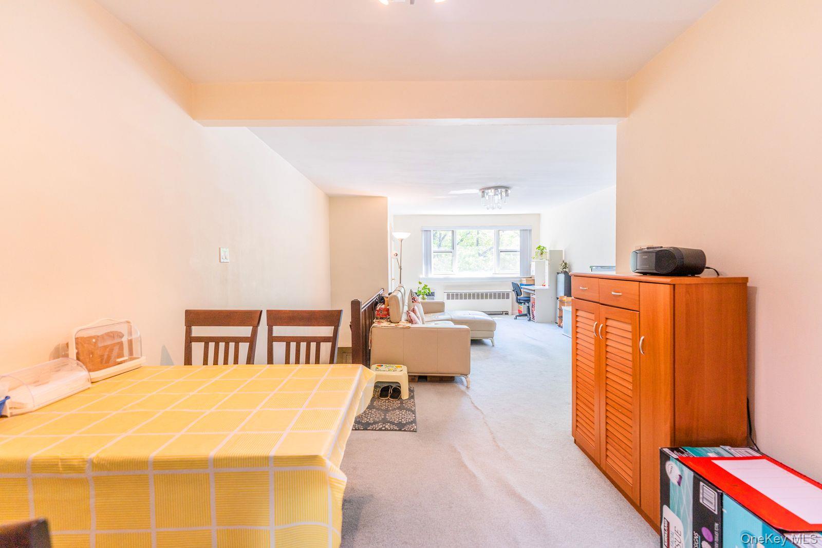 69-28 kissena Boulevard # 130B, Kew Garden Hills, NY 11367