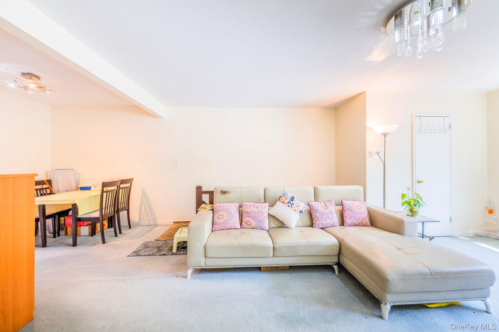 69-28 kissena Boulevard # 130B, Kew Garden Hills, NY 11367