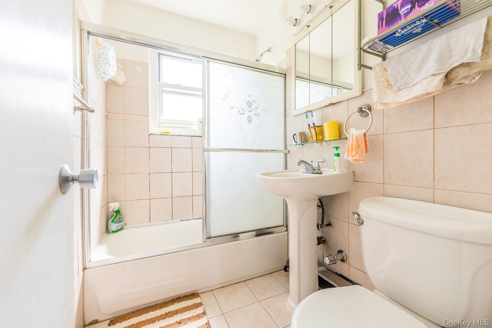 69-28 kissena Boulevard # 130B, Kew Garden Hills, NY 11367