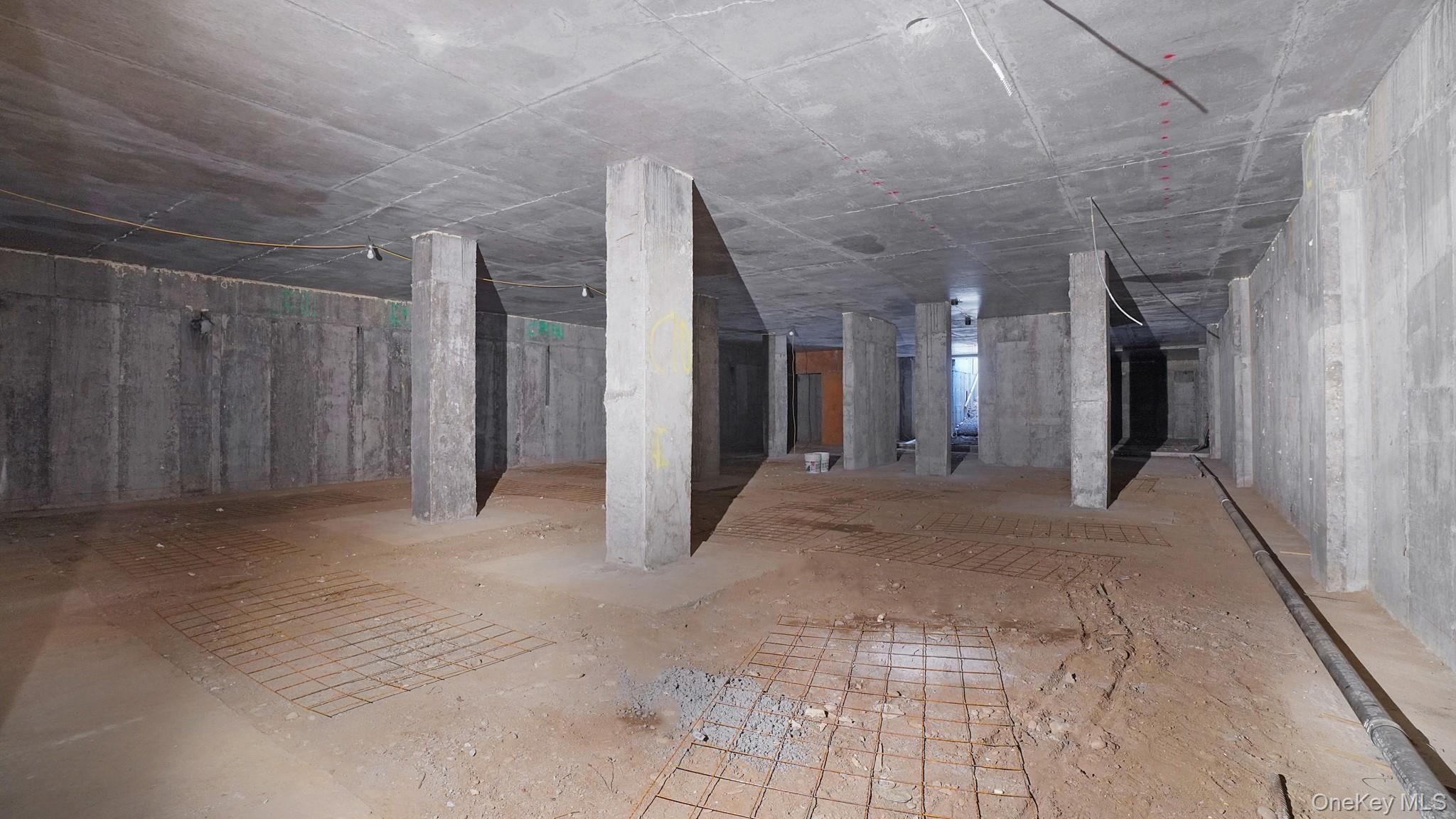 172-30 93 rd Avenue, Jamaica, NY 11433