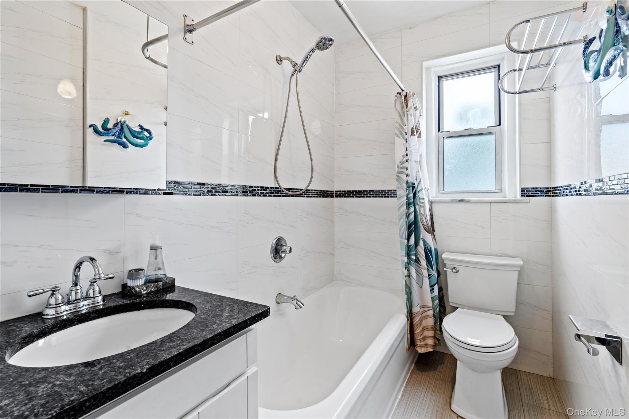 111-39 76th Road # E7, Forest Hills, NY 11375