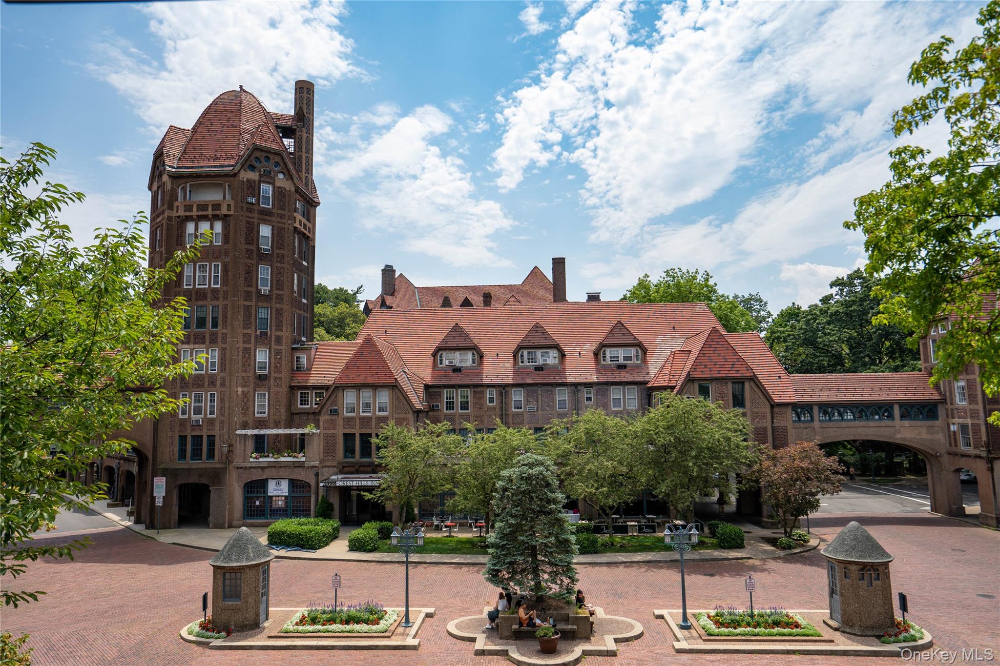 111-39 76th Road # E7, Forest Hills, NY 11375