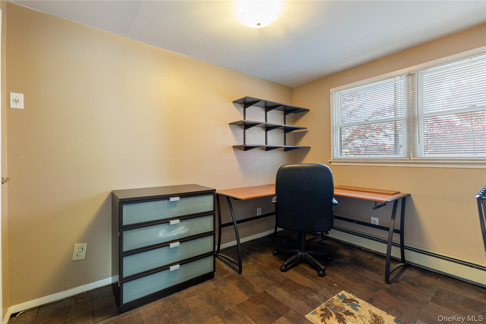 959 N 5th Street, New Hyde Park, NY 11040