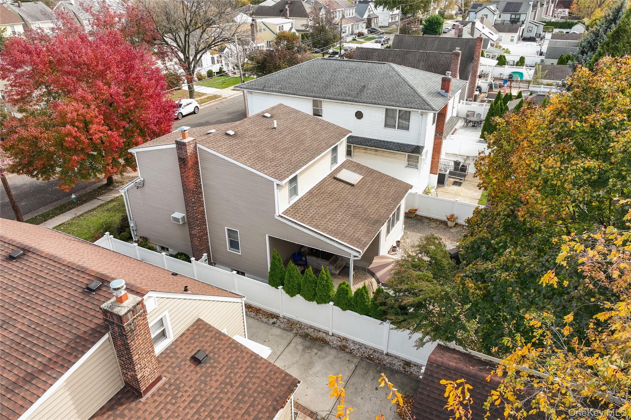 959 N 5th Street, New Hyde Park, NY 11040