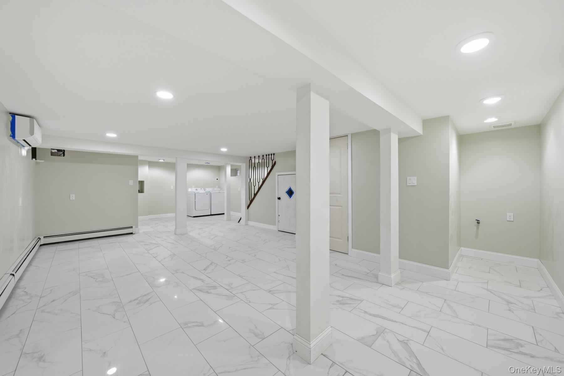 10411 205th Street, Saint Albans, NY 11412