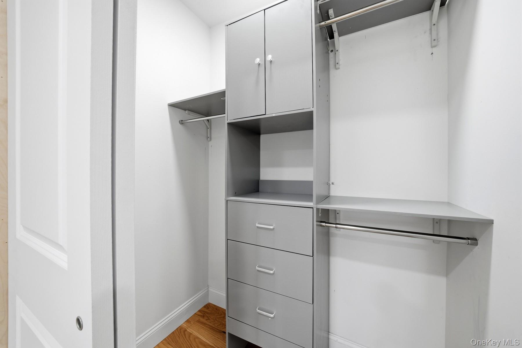 10411 205th Street, Saint Albans, NY 11412