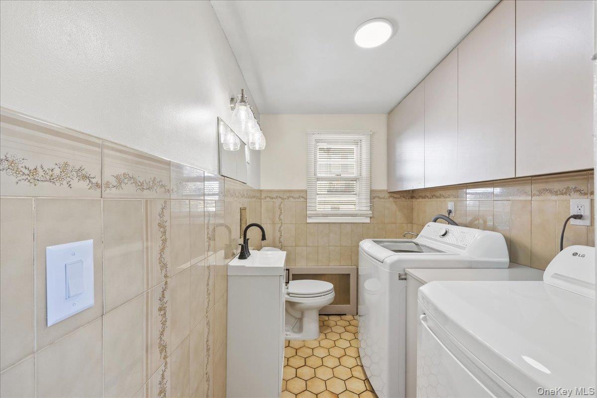 124 Alexander Avenue, Yonkers, NY 10704