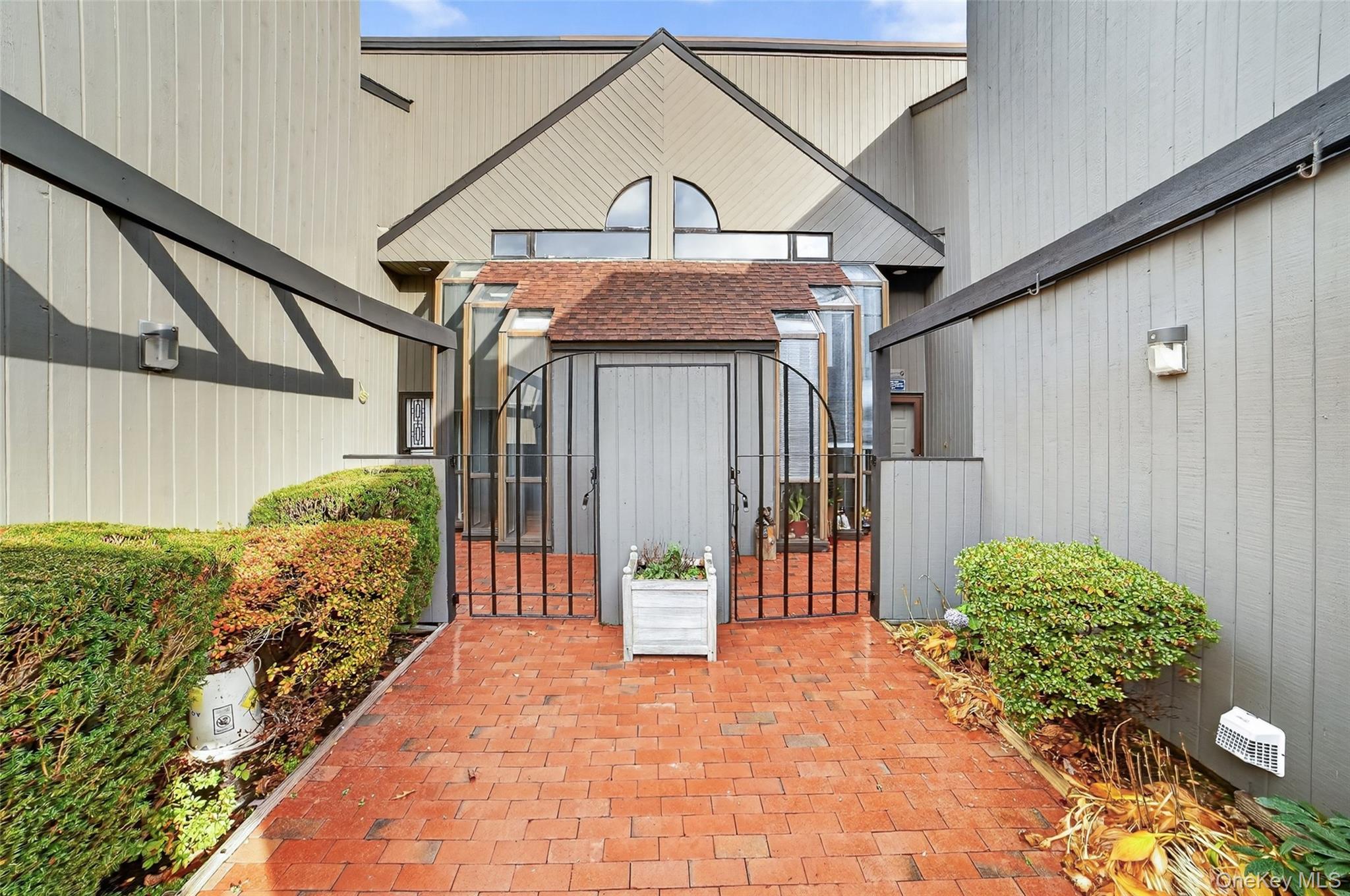 428 Pine Grove Lane, Hartsdale, NY 10530