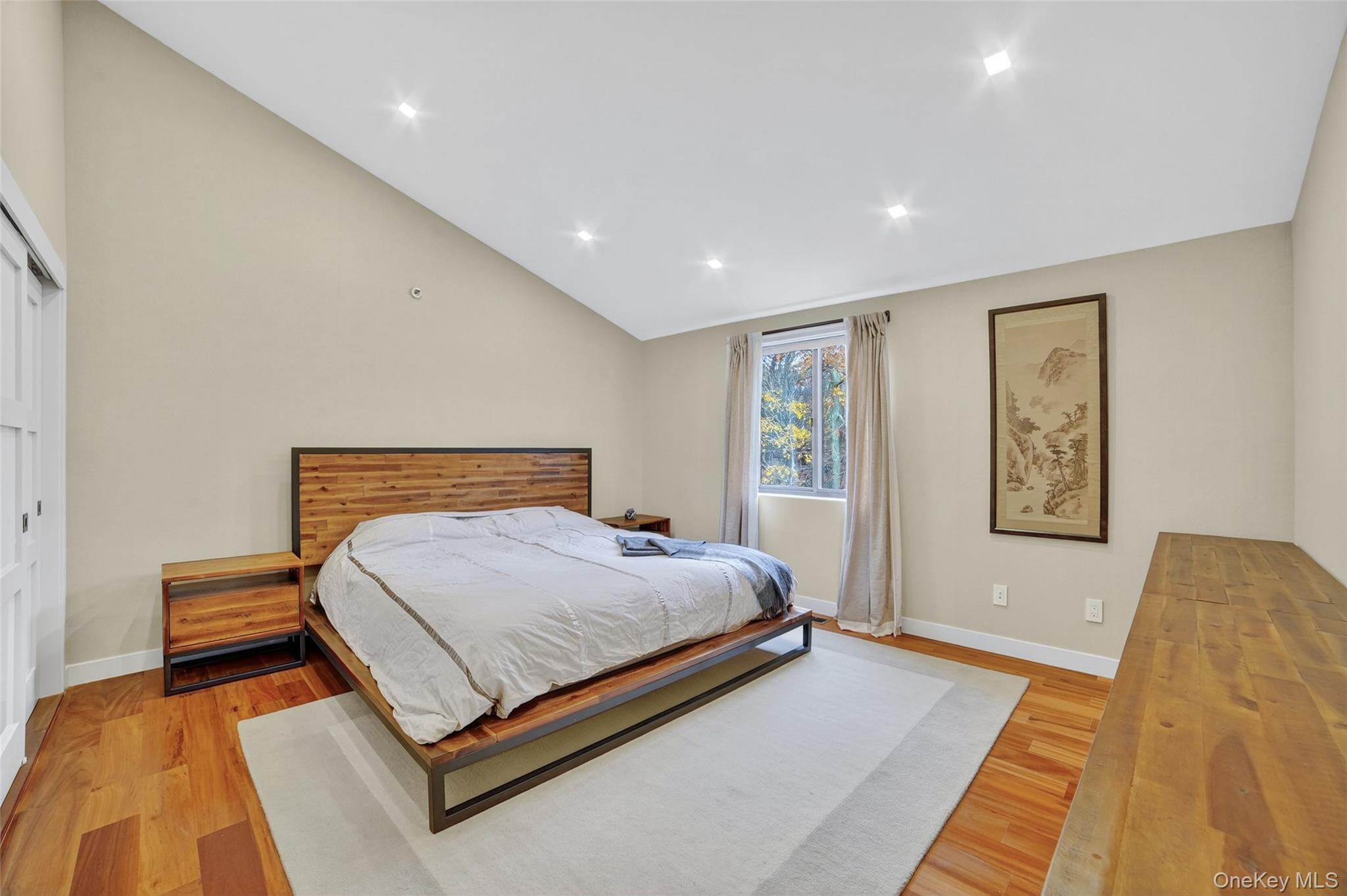 428 Pine Grove Lane, Hartsdale, NY 10530