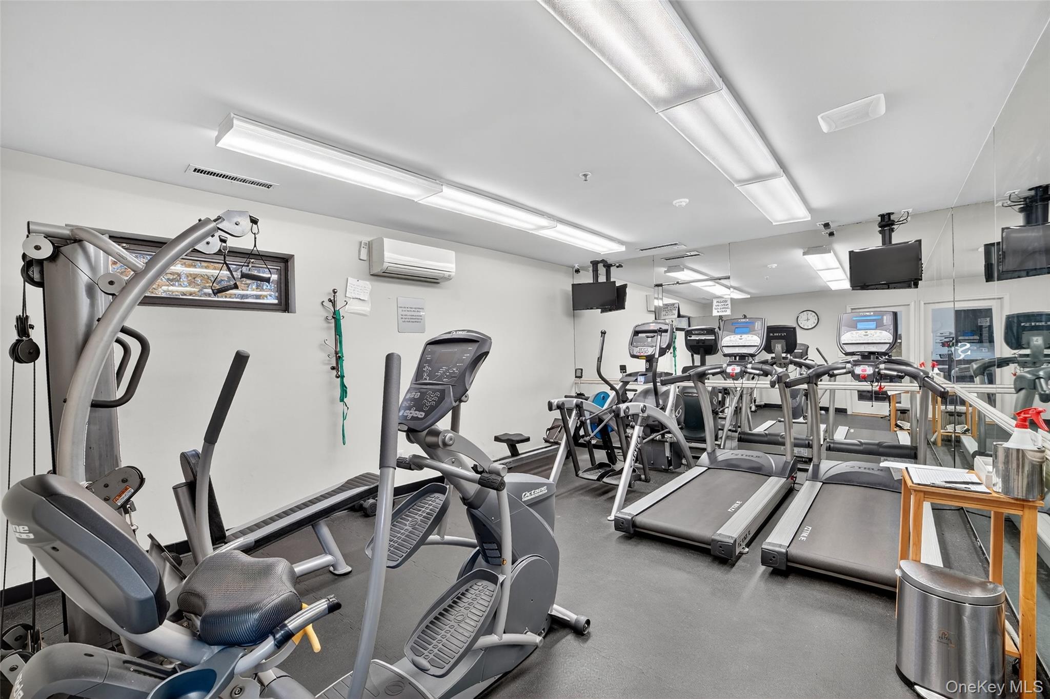 428 Pine Grove Lane, Hartsdale, NY 10530