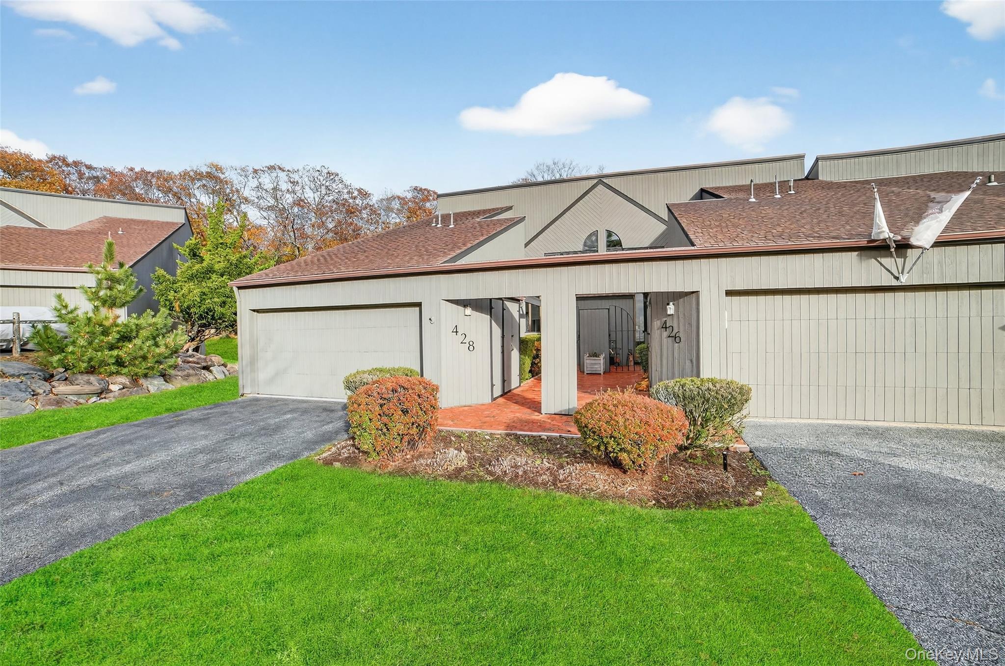 428 Pine Grove Lane, Hartsdale, NY 10530