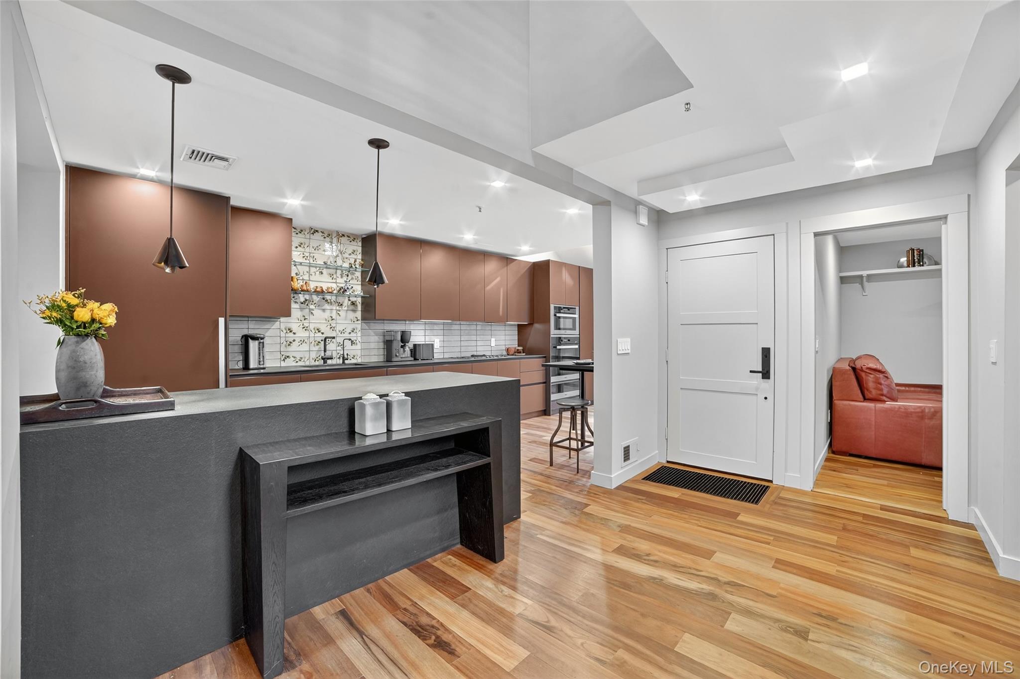 428 Pine Grove Lane, Hartsdale, NY 10530