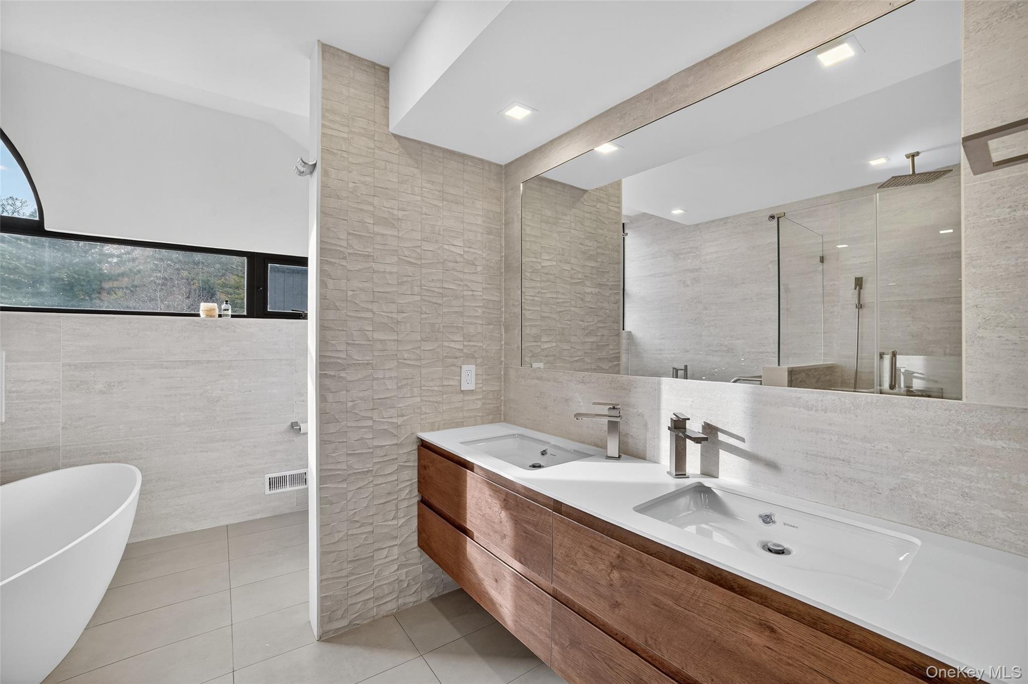 428 Pine Grove Lane, Hartsdale, NY 10530