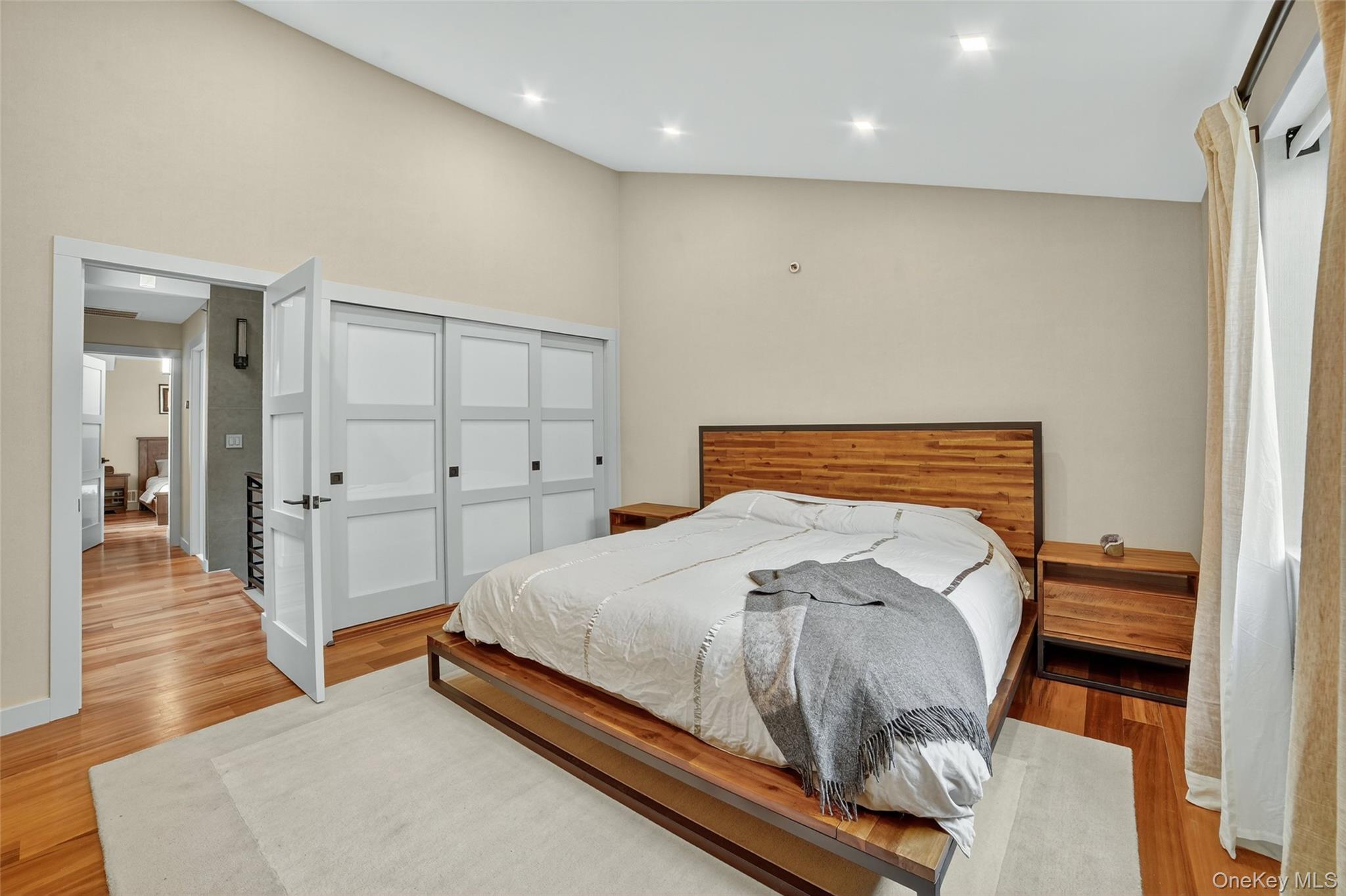 428 Pine Grove Lane, Hartsdale, NY 10530