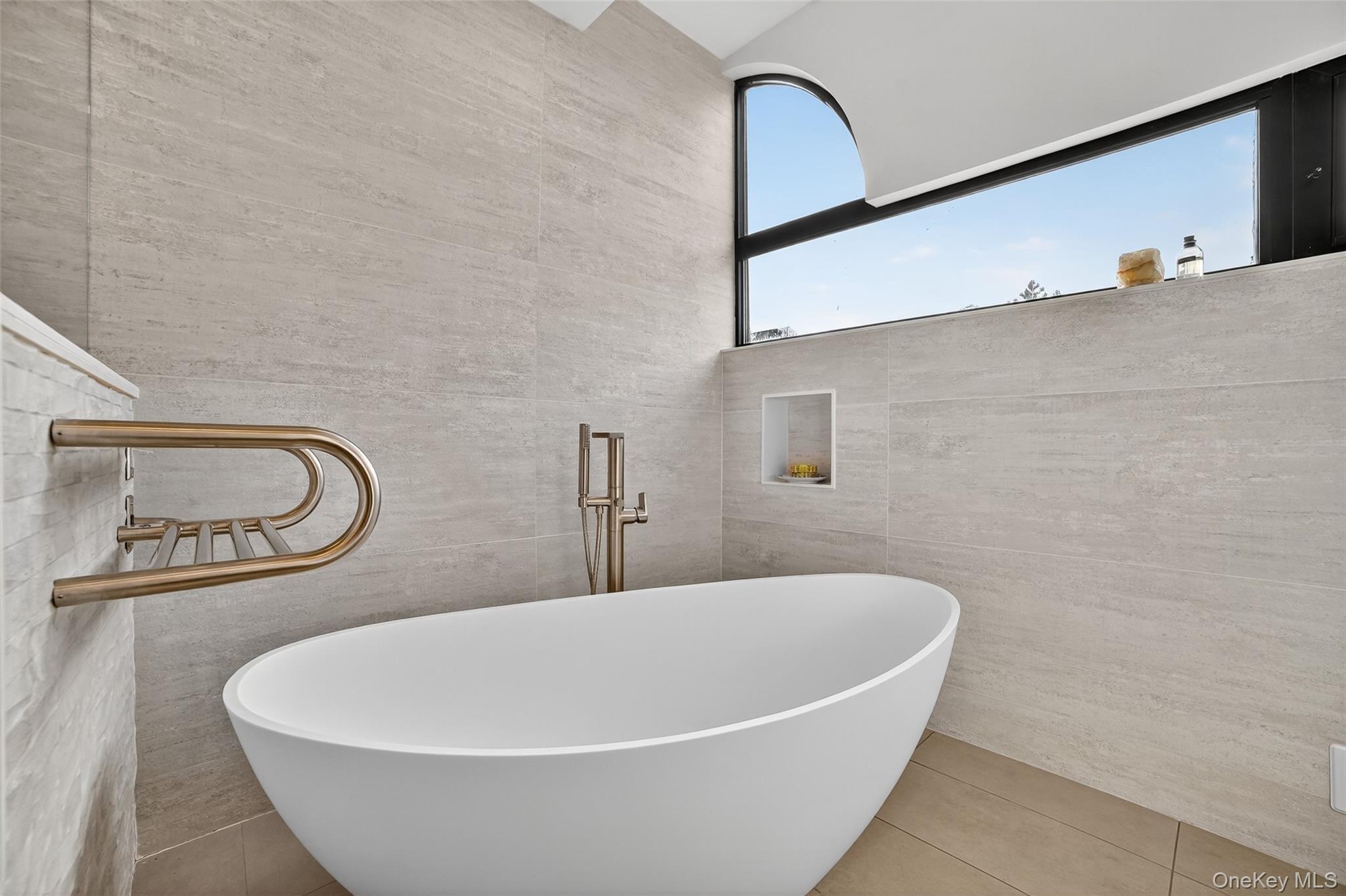 428 Pine Grove Lane, Hartsdale, NY 10530