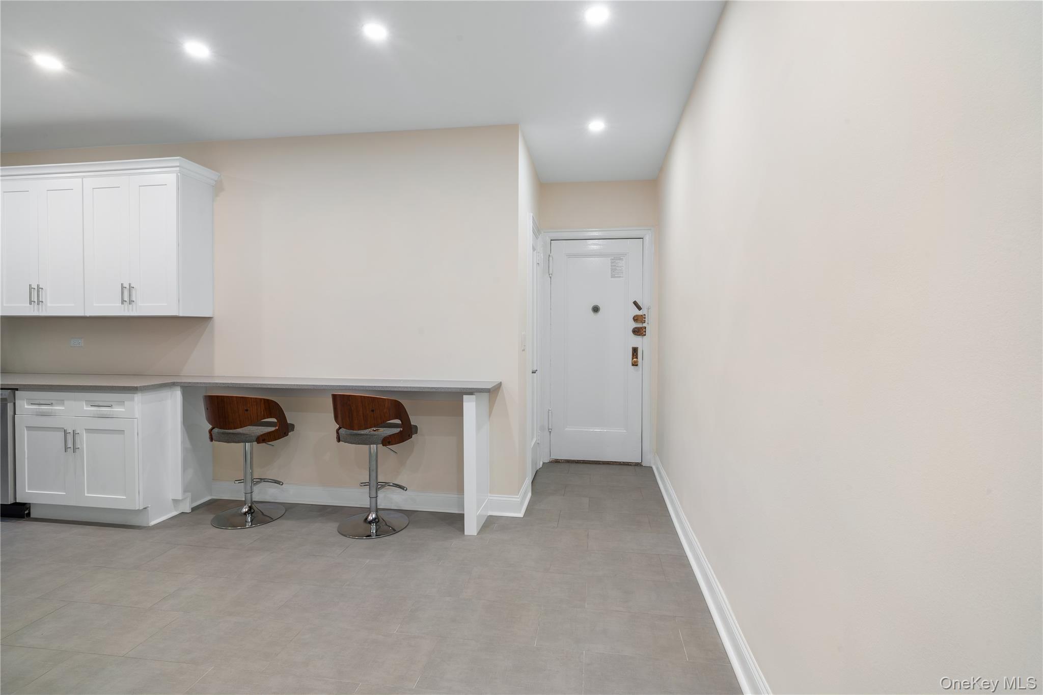 11007 73rd Road # 3K, Forest Hills, NY 11375