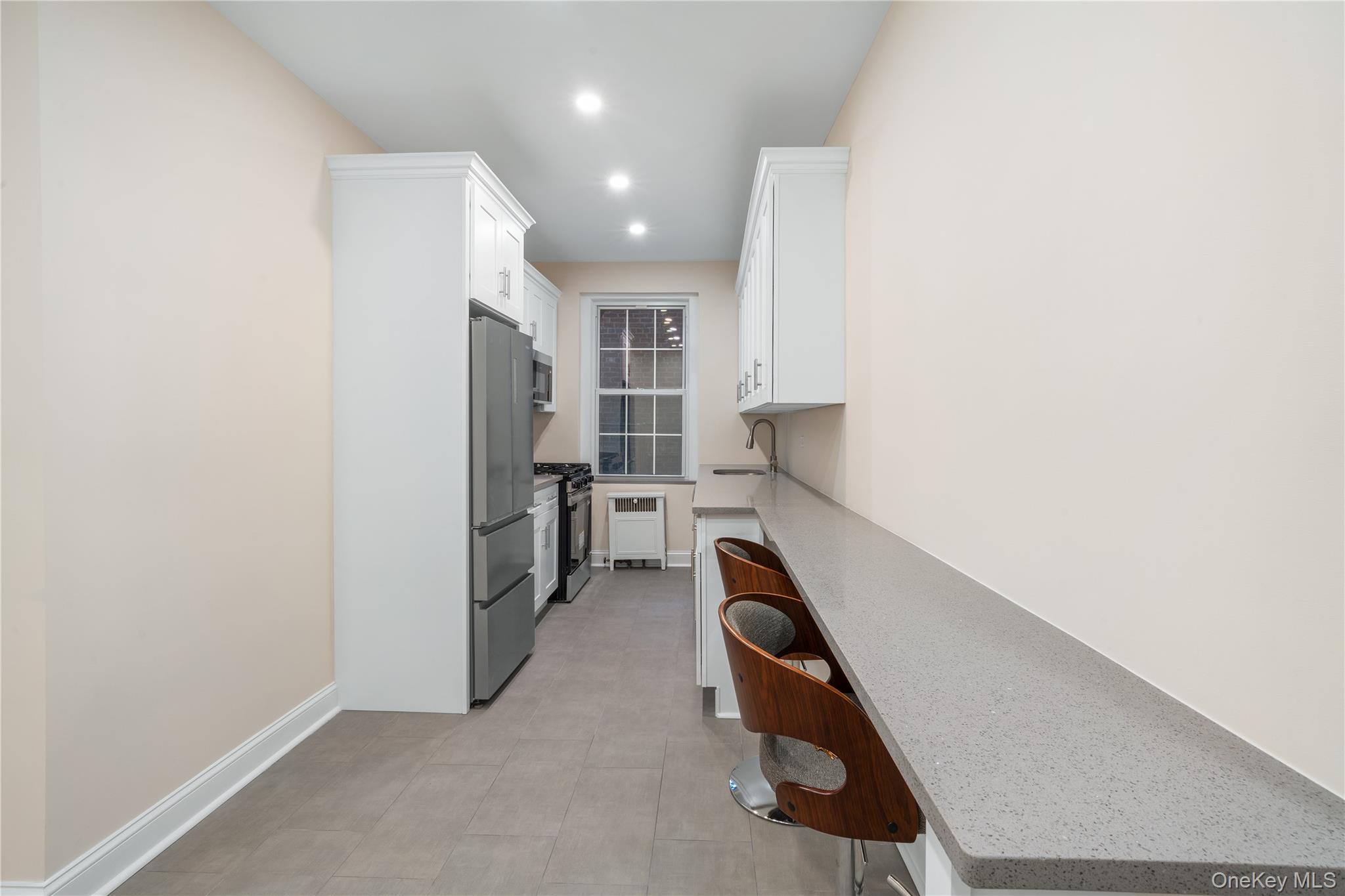 11007 73rd Road # 3K, Forest Hills, NY 11375