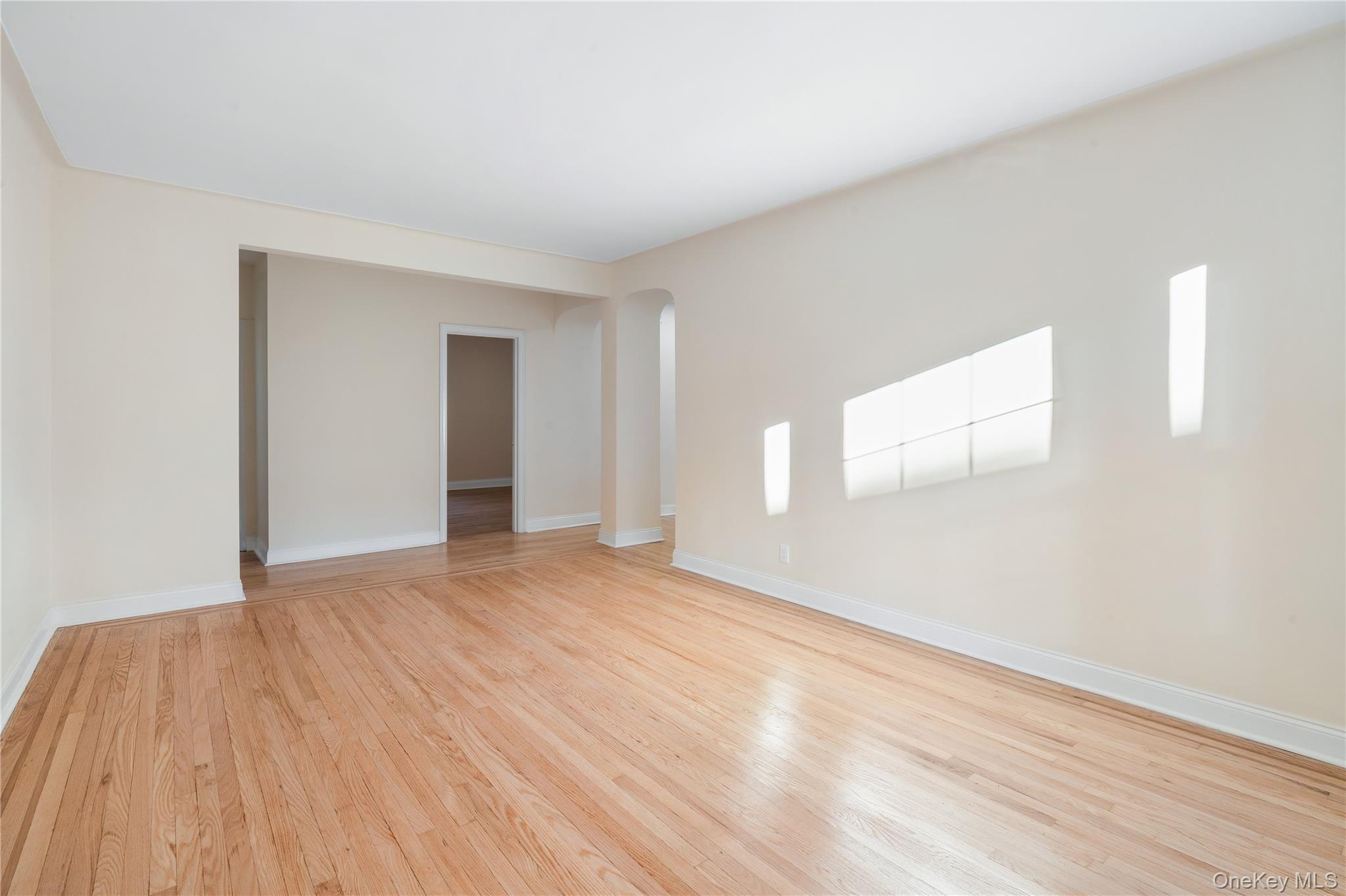 11007 73rd Road # 3K, Forest Hills, NY 11375