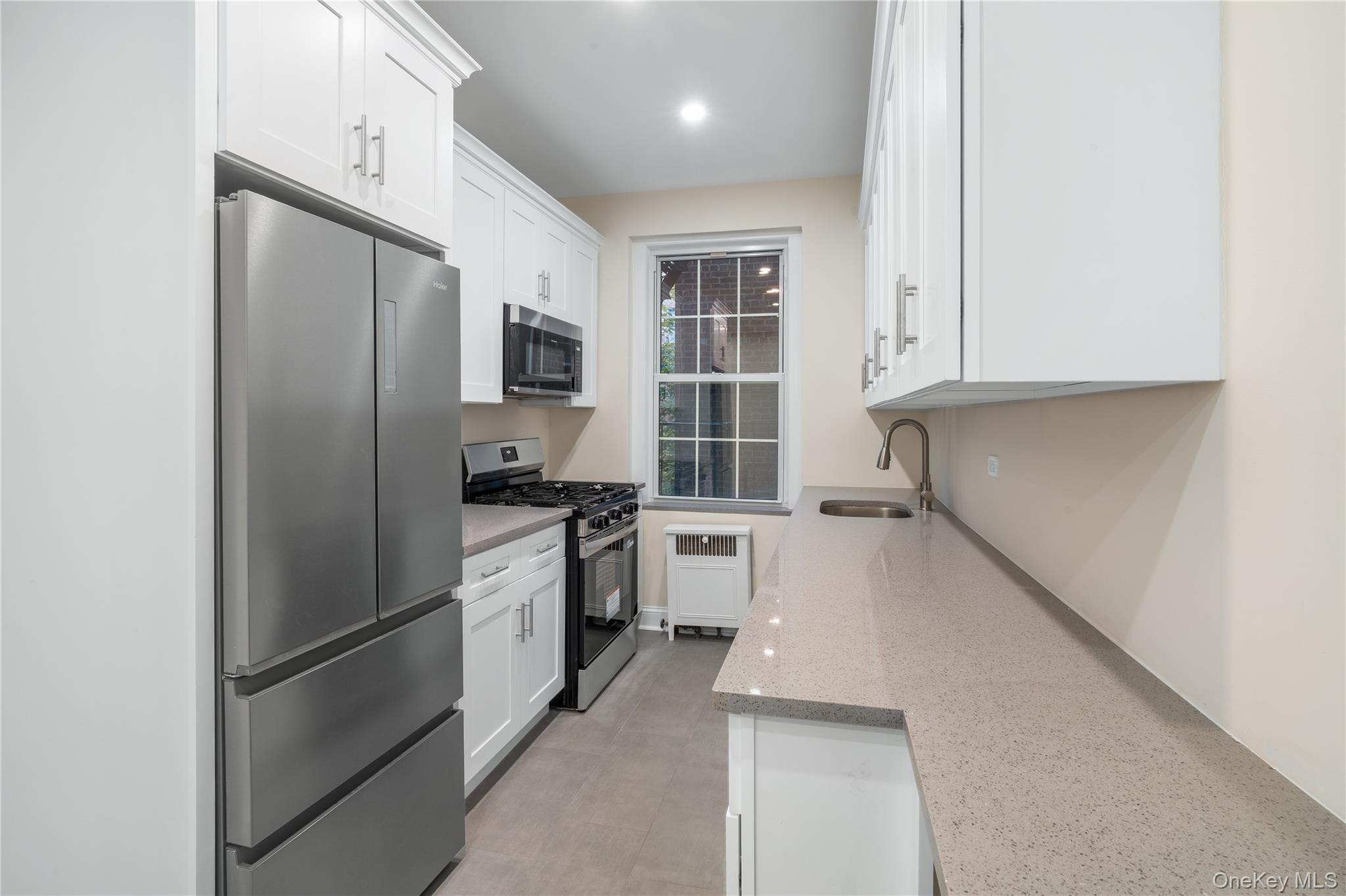 11007 73rd Road # 3K, Forest Hills, NY 11375