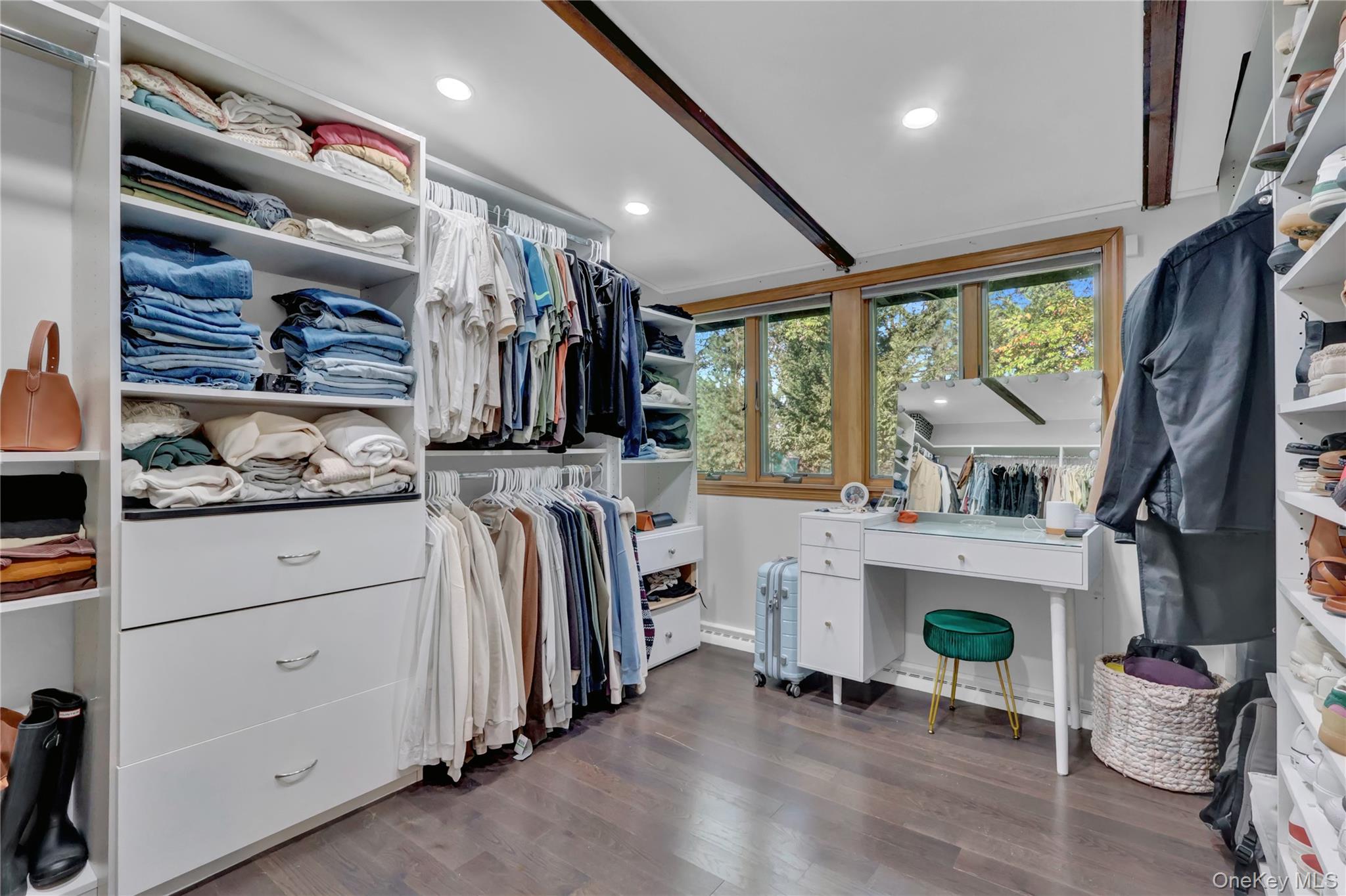 131 Oakside Drive, Smithtown, NY 11787