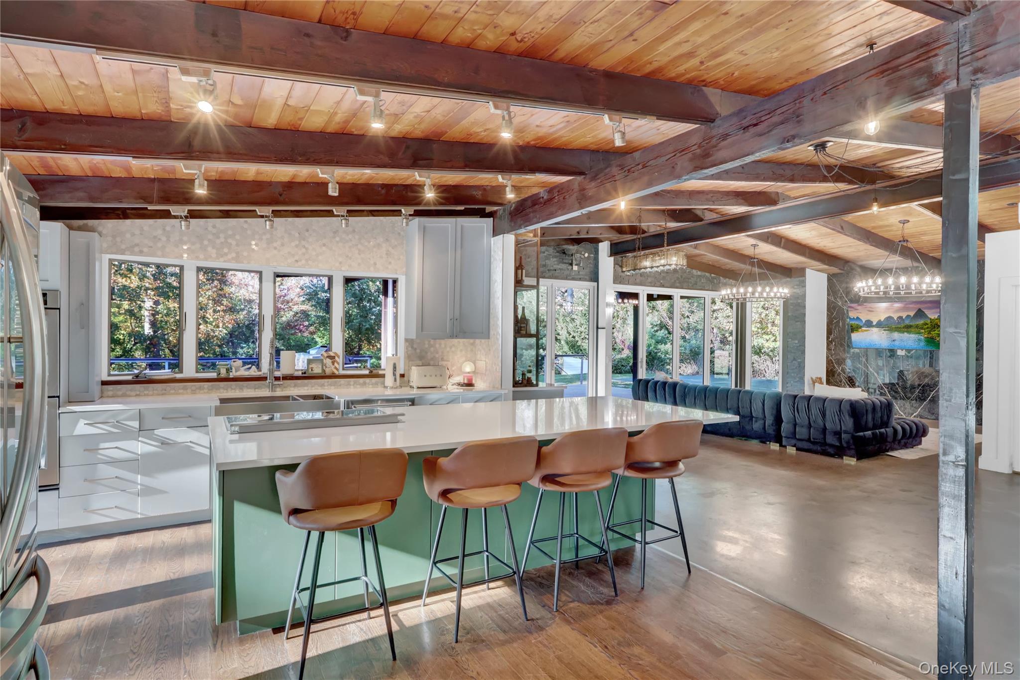 131 Oakside Drive, Smithtown, NY 11787