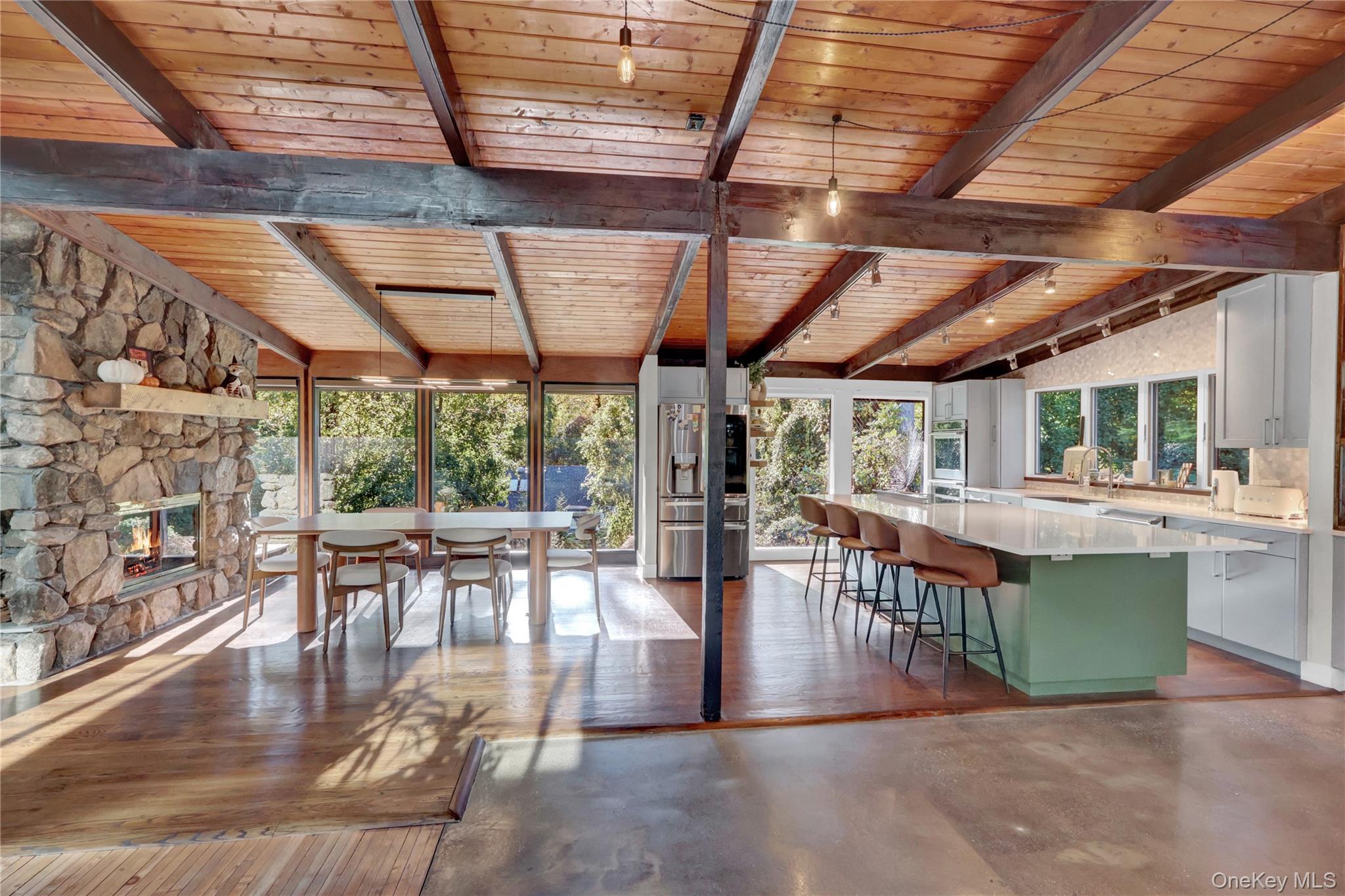 131 Oakside Drive, Smithtown, NY 11787