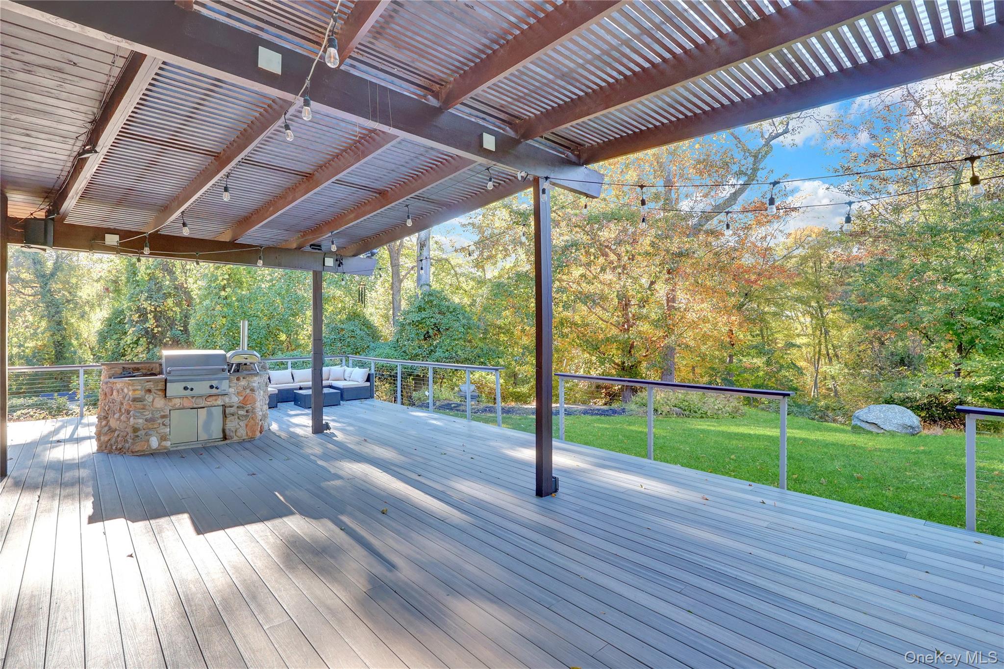 131 Oakside Drive, Smithtown, NY 11787