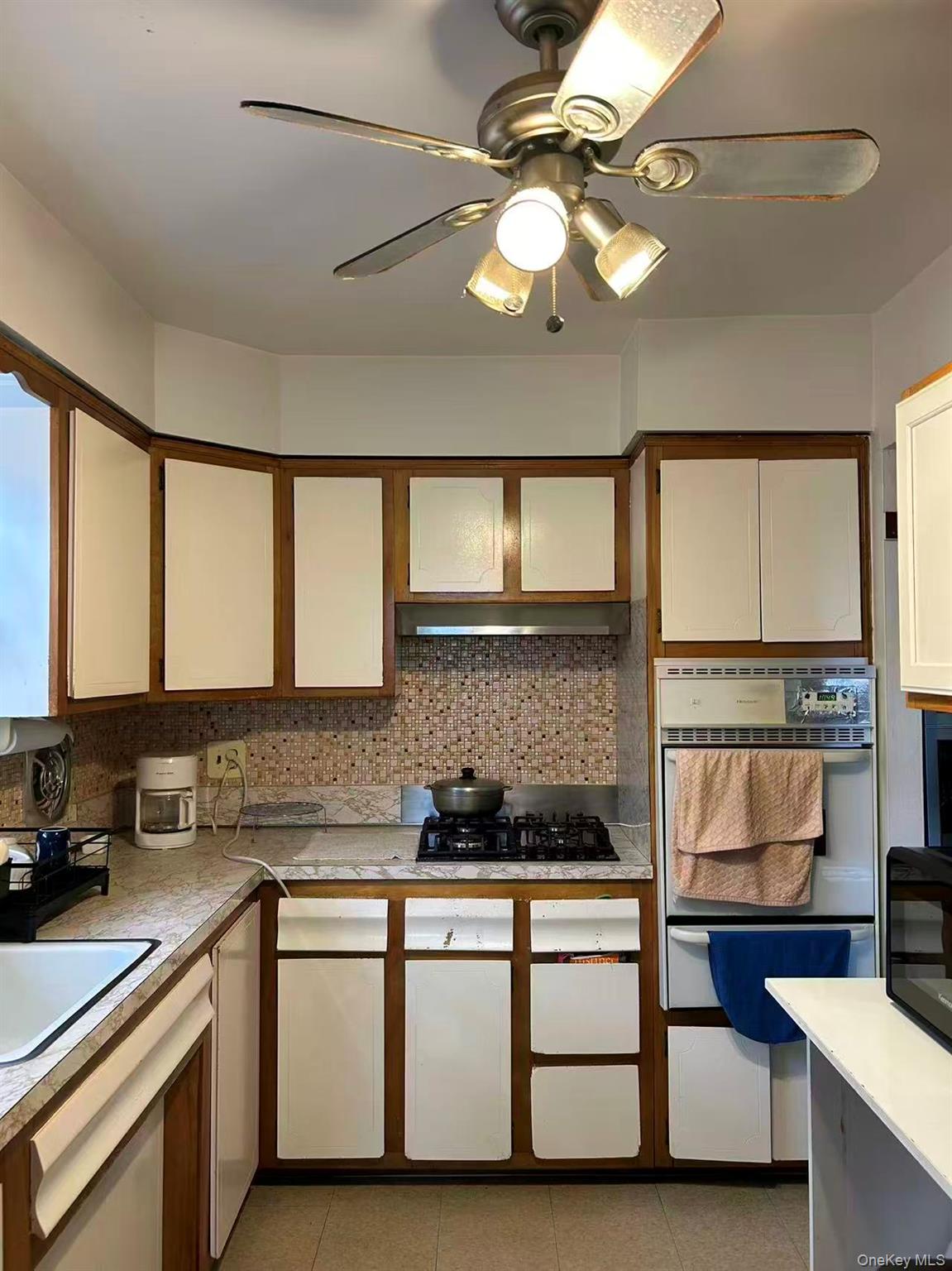 14445 25th Drive, Flushing, NY 11354