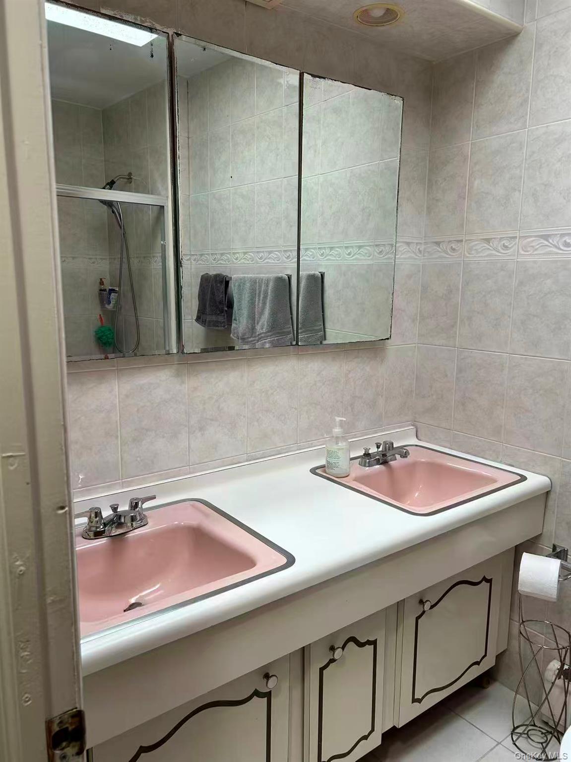 14445 25th Drive, Flushing, NY 11354