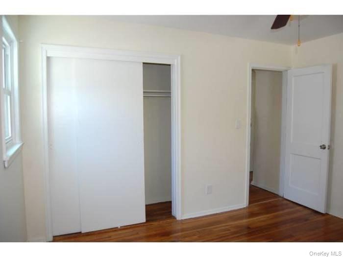 10 Leech Circle N Drive, Glen Cove, NY 11542