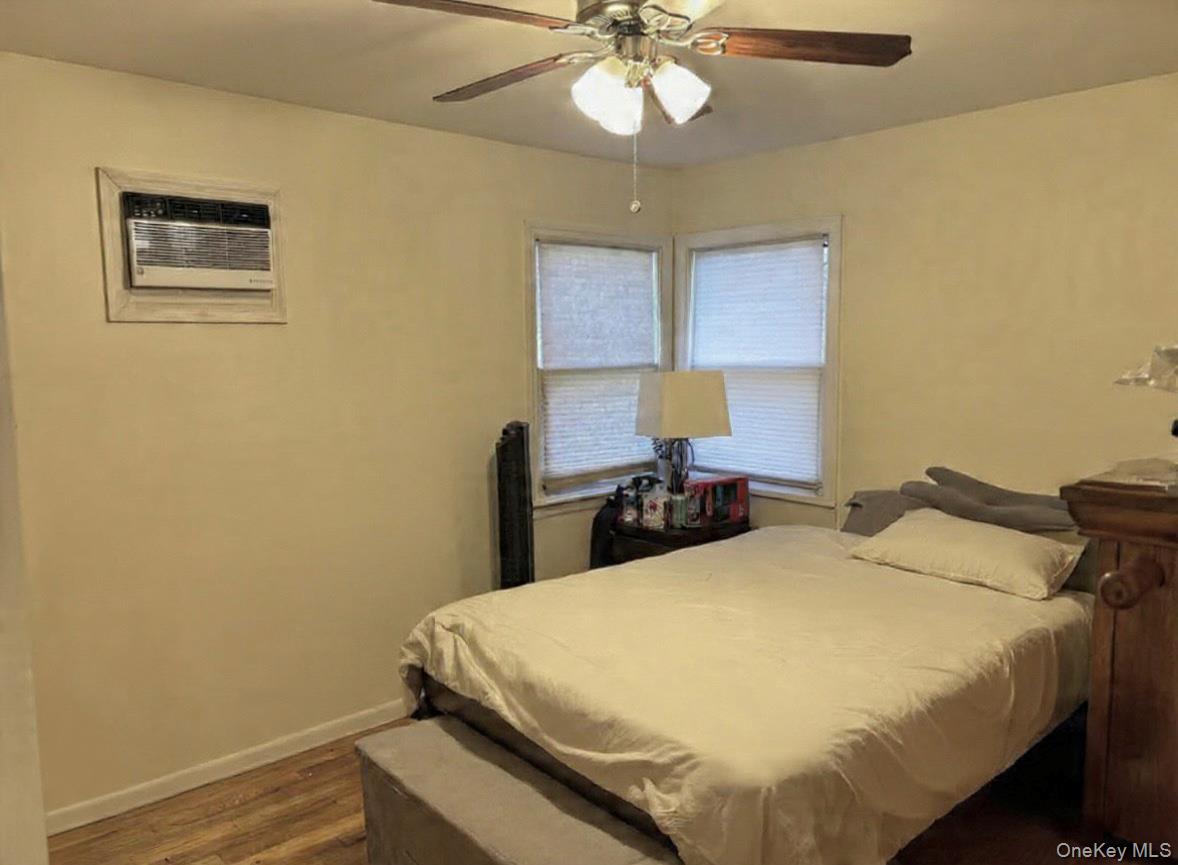 141-143 Oakdale Bohemia Road, Oakdale, NY 11769