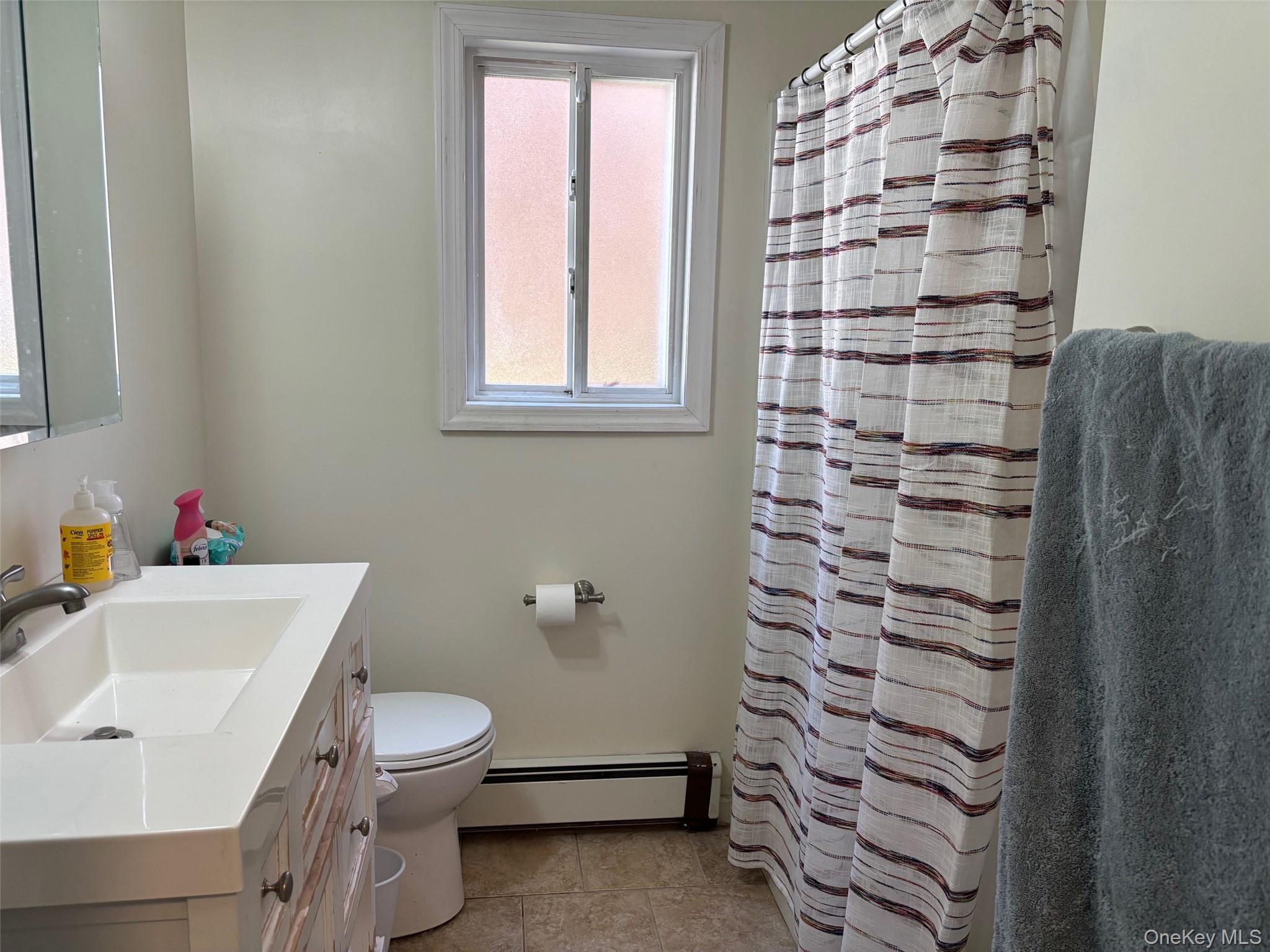 141-143 Oakdale Bohemia Road, Oakdale, NY 11769