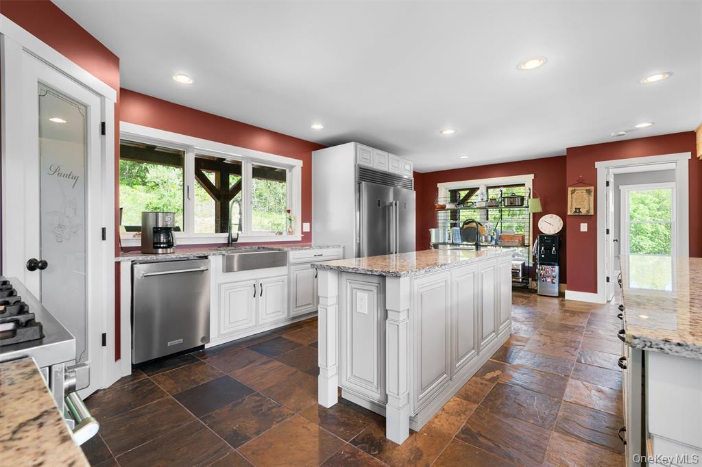 535 County Route 22, Middletown, NY 10940