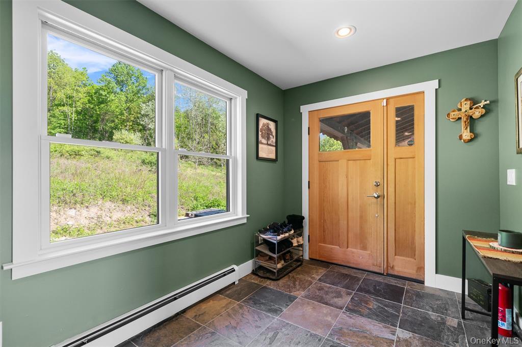 535 County Route 22, Middletown, NY 10940