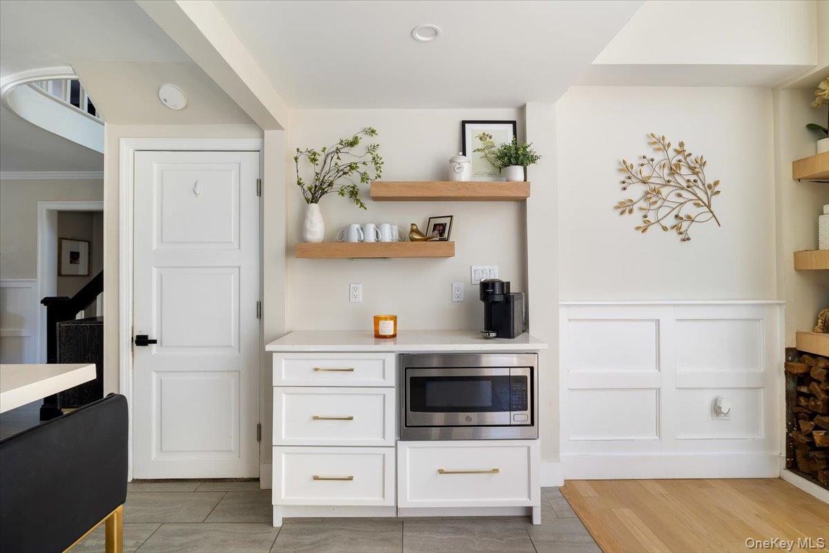 25 Morris Street, Port Jefferson Station, NY 11776