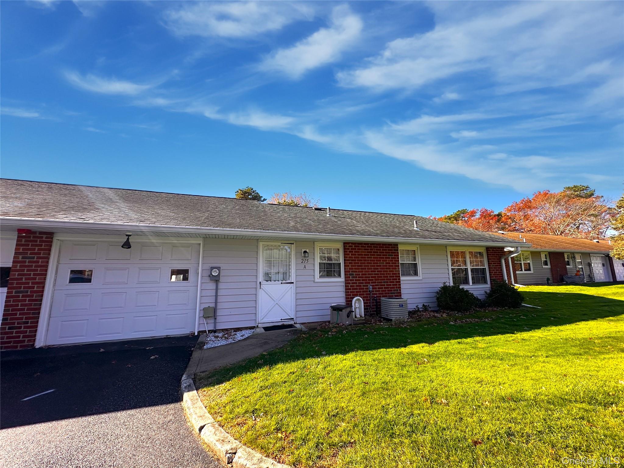 215 Woodbridge Drive # A, Ridge, NY 11961