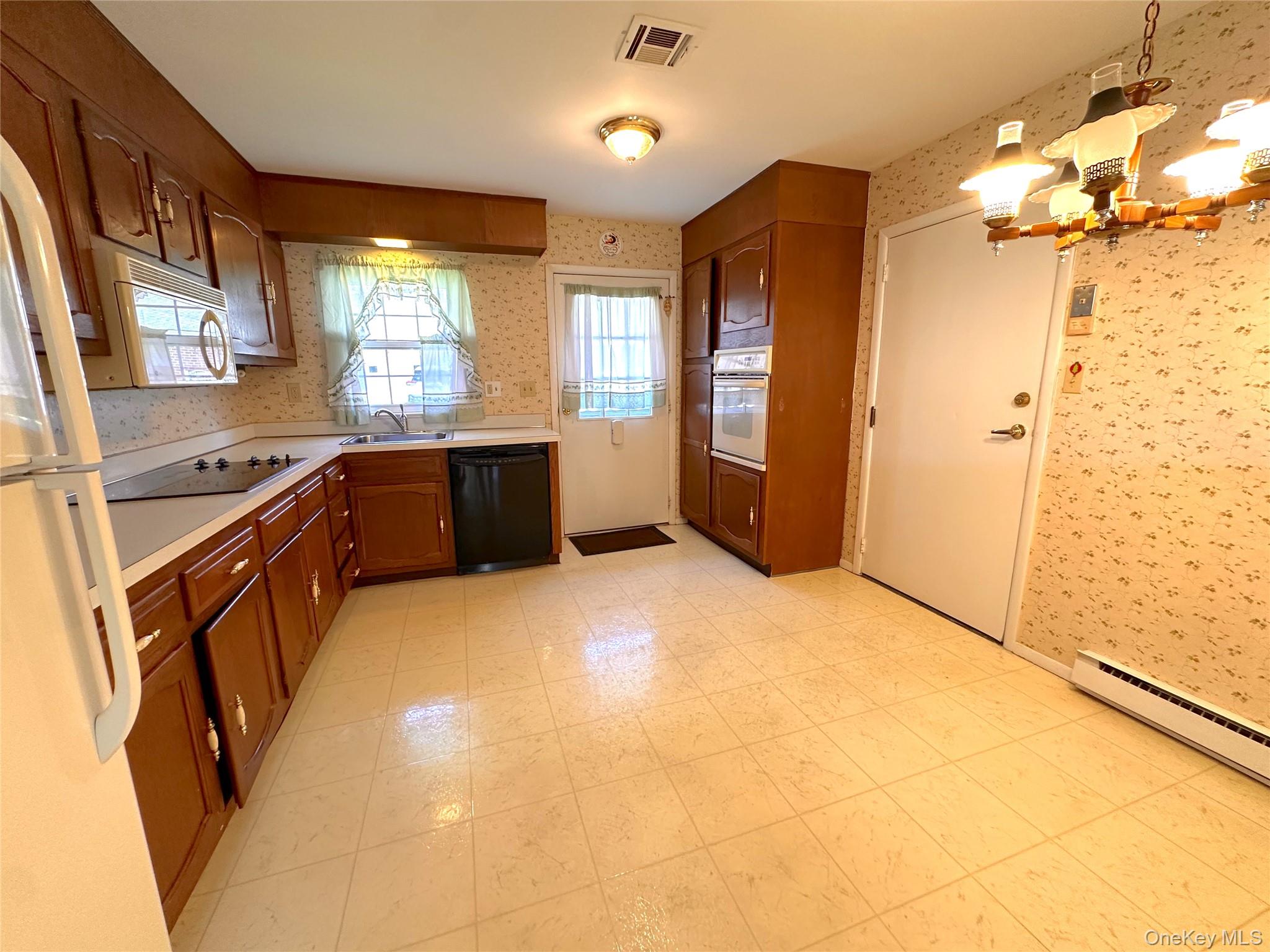 215 Woodbridge Drive # A, Ridge, NY 11961