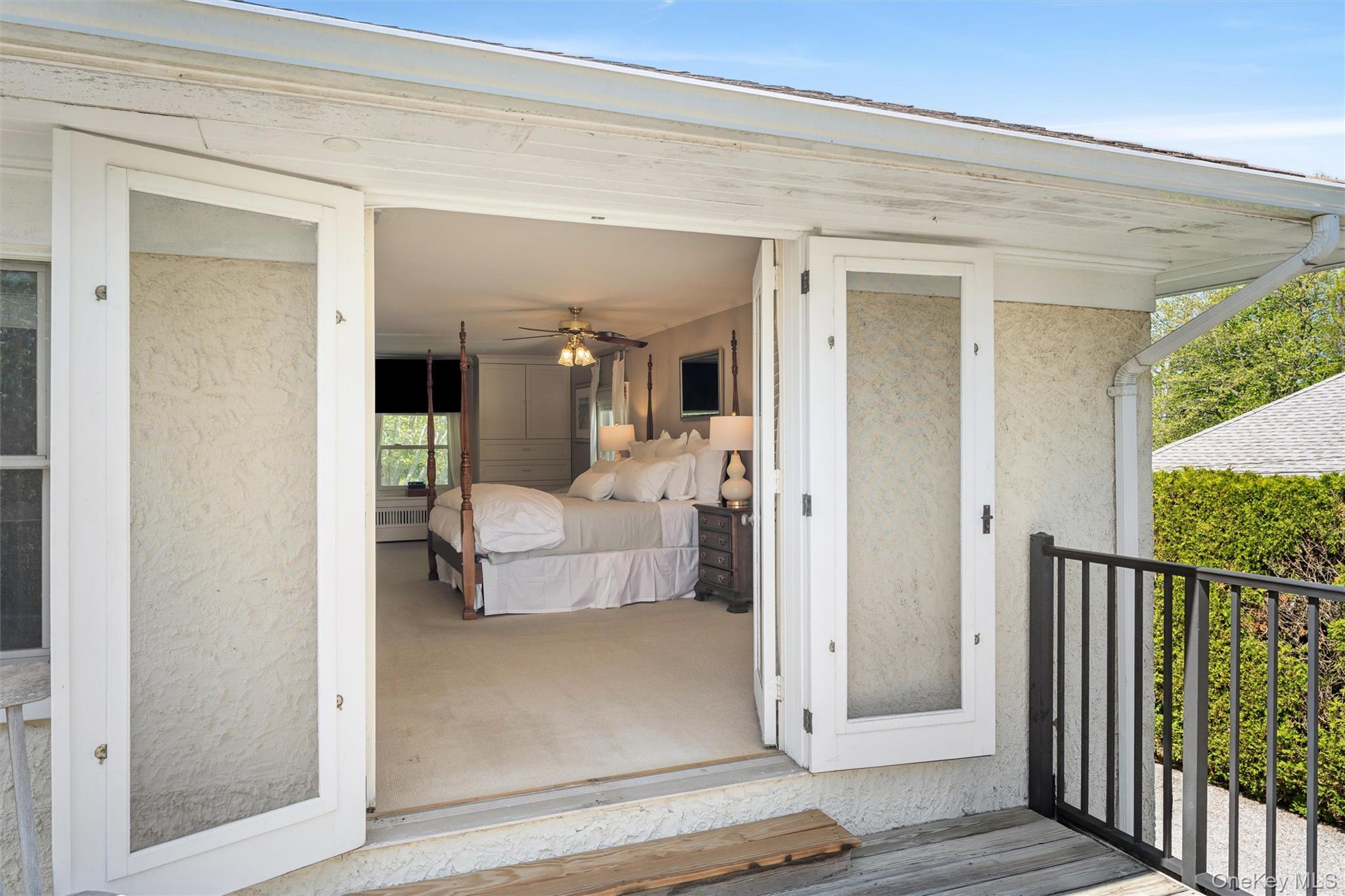 24 Jennings Avenue, Southampton, NY 11968