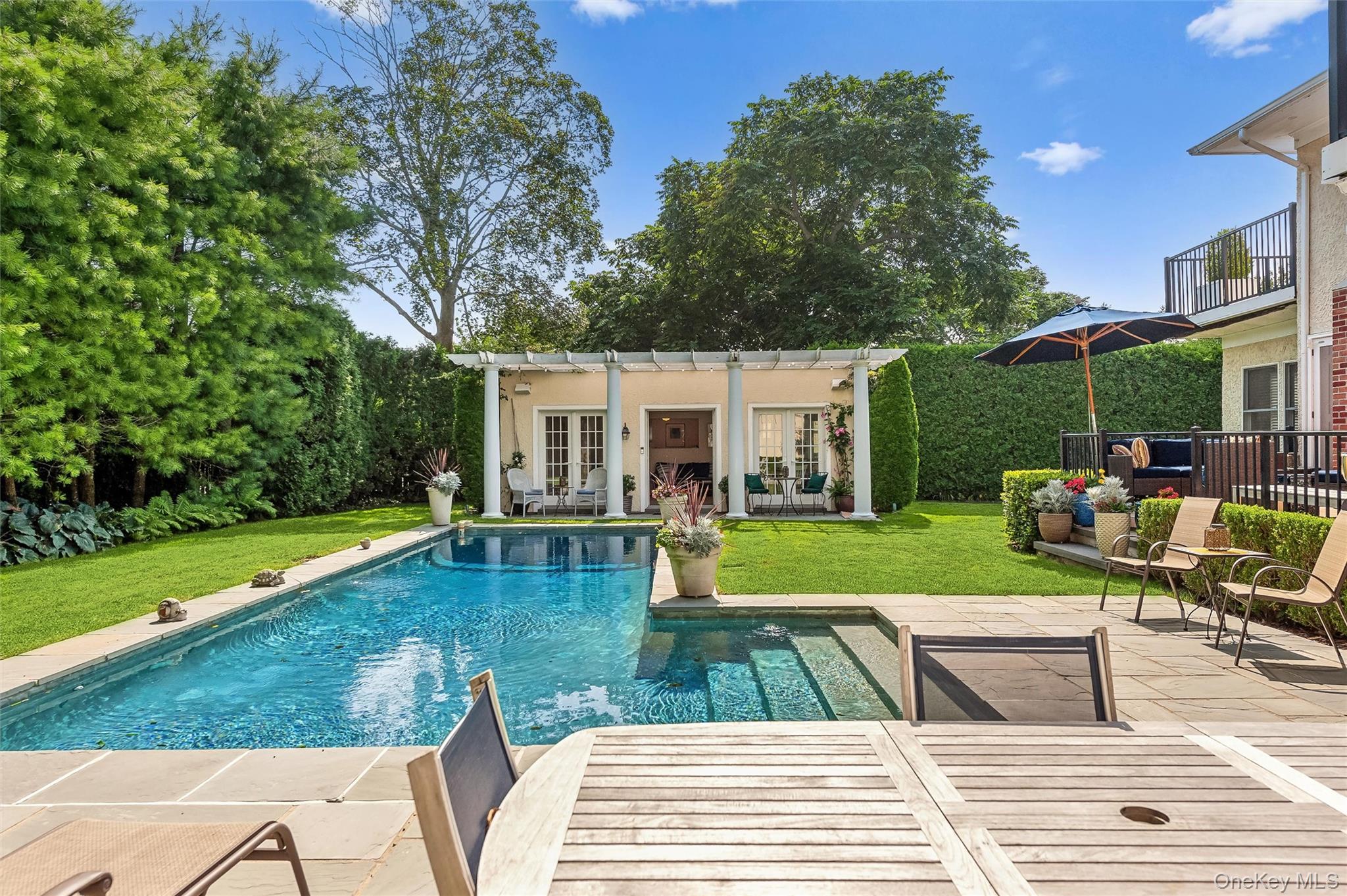 24 Jennings Avenue, Southampton, NY 11968