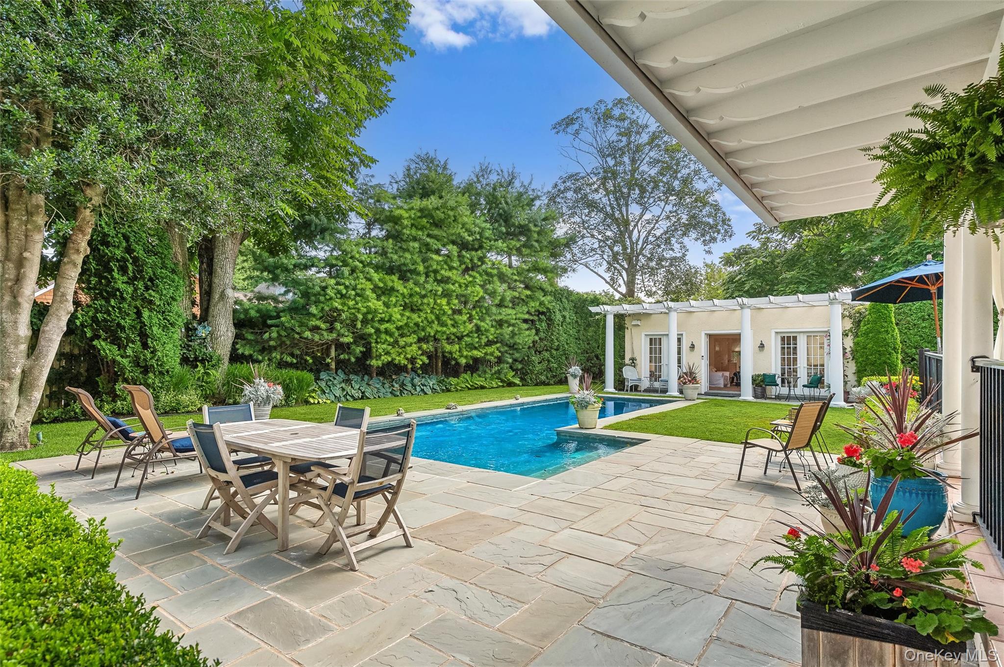 24 Jennings Avenue, Southampton, NY 11968