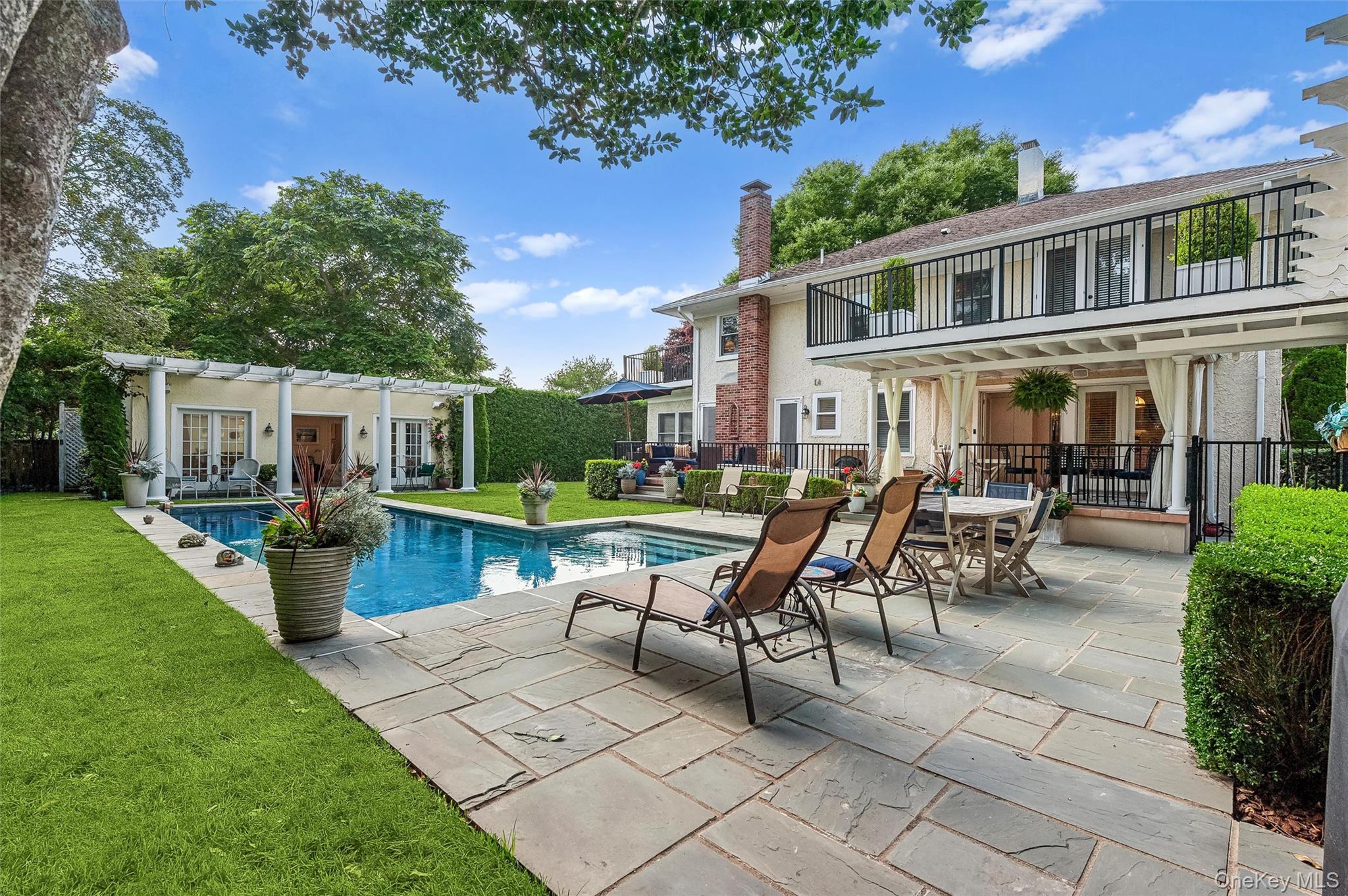 24 Jennings Avenue, Southampton, NY 11968