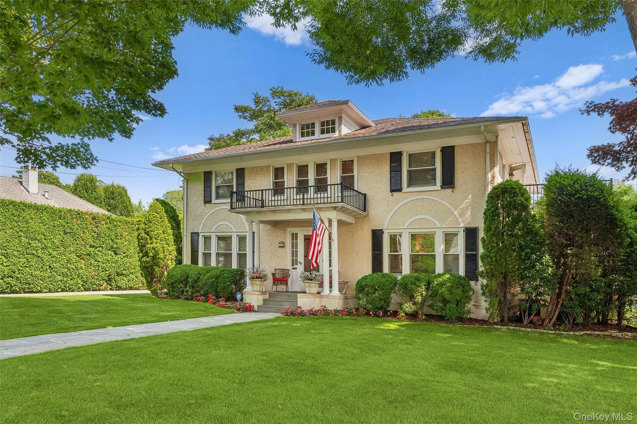 24 Jennings Avenue, Southampton, NY 11968