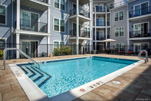 116 Searing Avenue # N207, Mineola, NY 11501