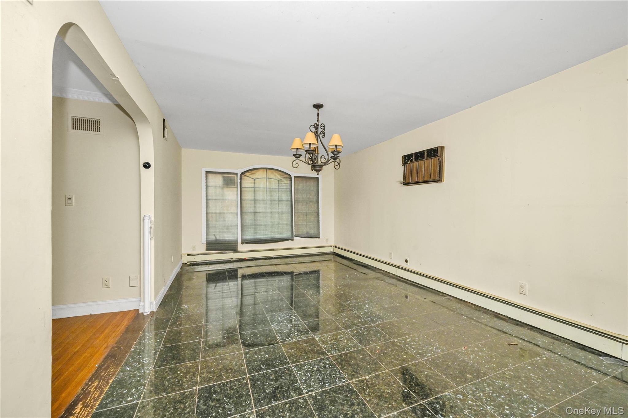 218 Avery Place, Cedarhurst, NY 11516