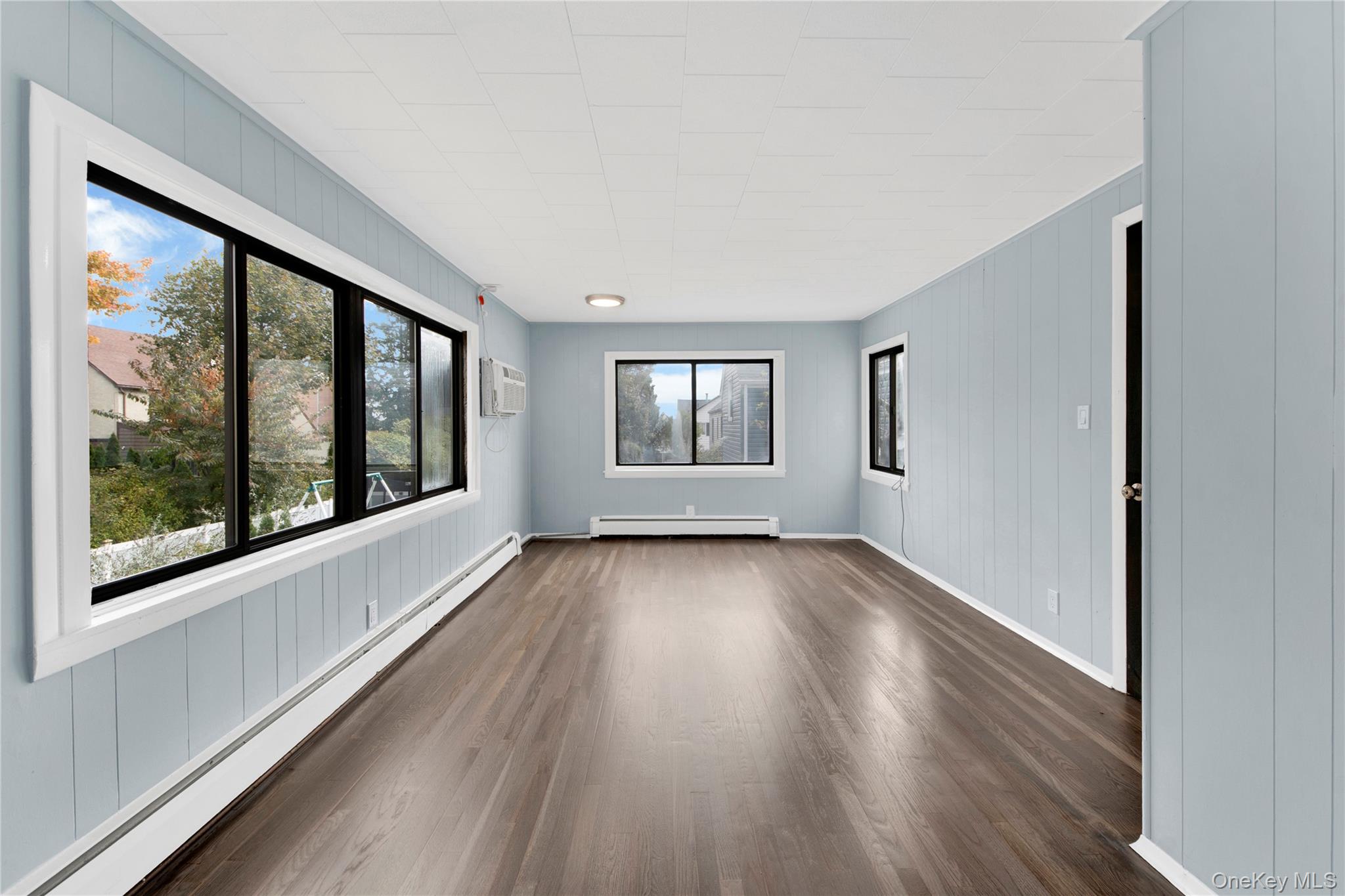 28 Crestmont Avenue, Yonkers, NY 10704