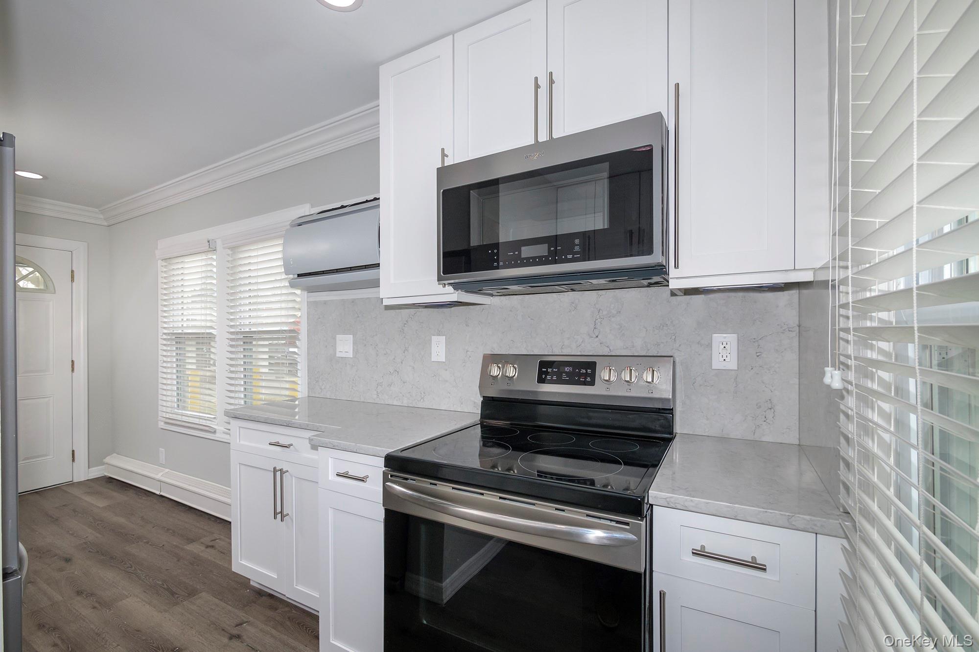 100 North Country Road # 4, Miller Place, NY 11764