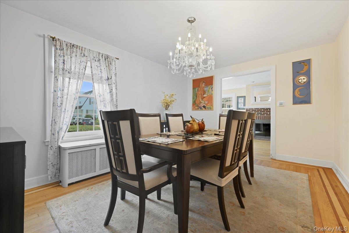 143 Bromleigh Road, Stewart Manor, NY 11530