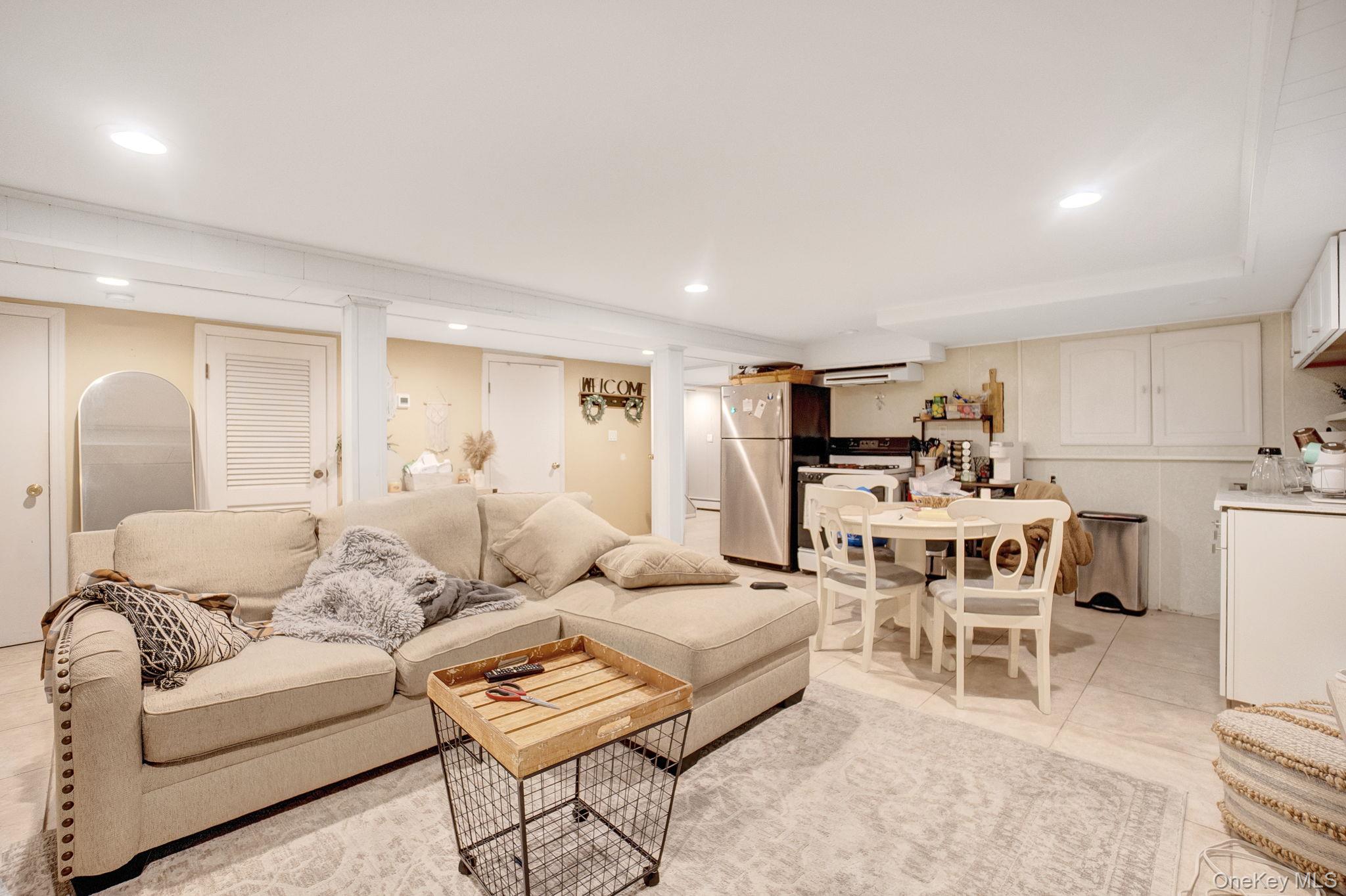 35 Gibson Boulevard, Valley Stream, NY 11581