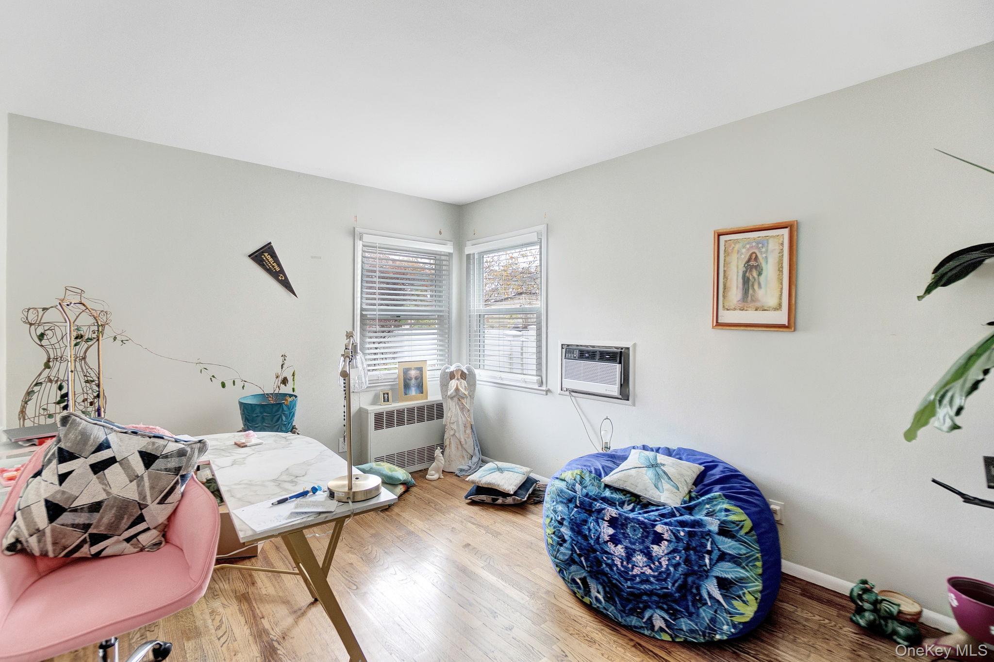 35 Gibson Boulevard, Valley Stream, NY 11581